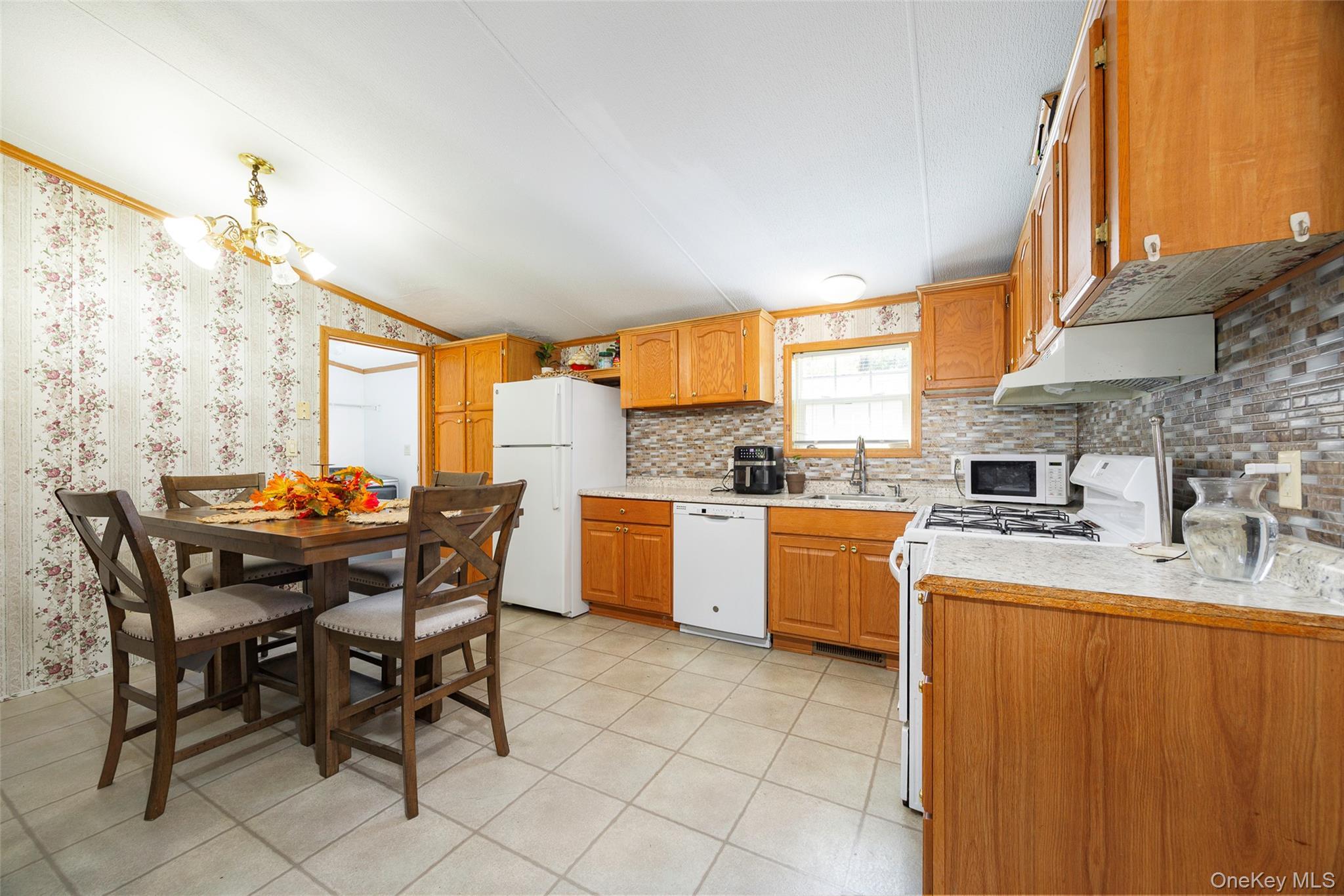 Single Family Feller  Dutchess County, NY 12603, MLS-961438-6