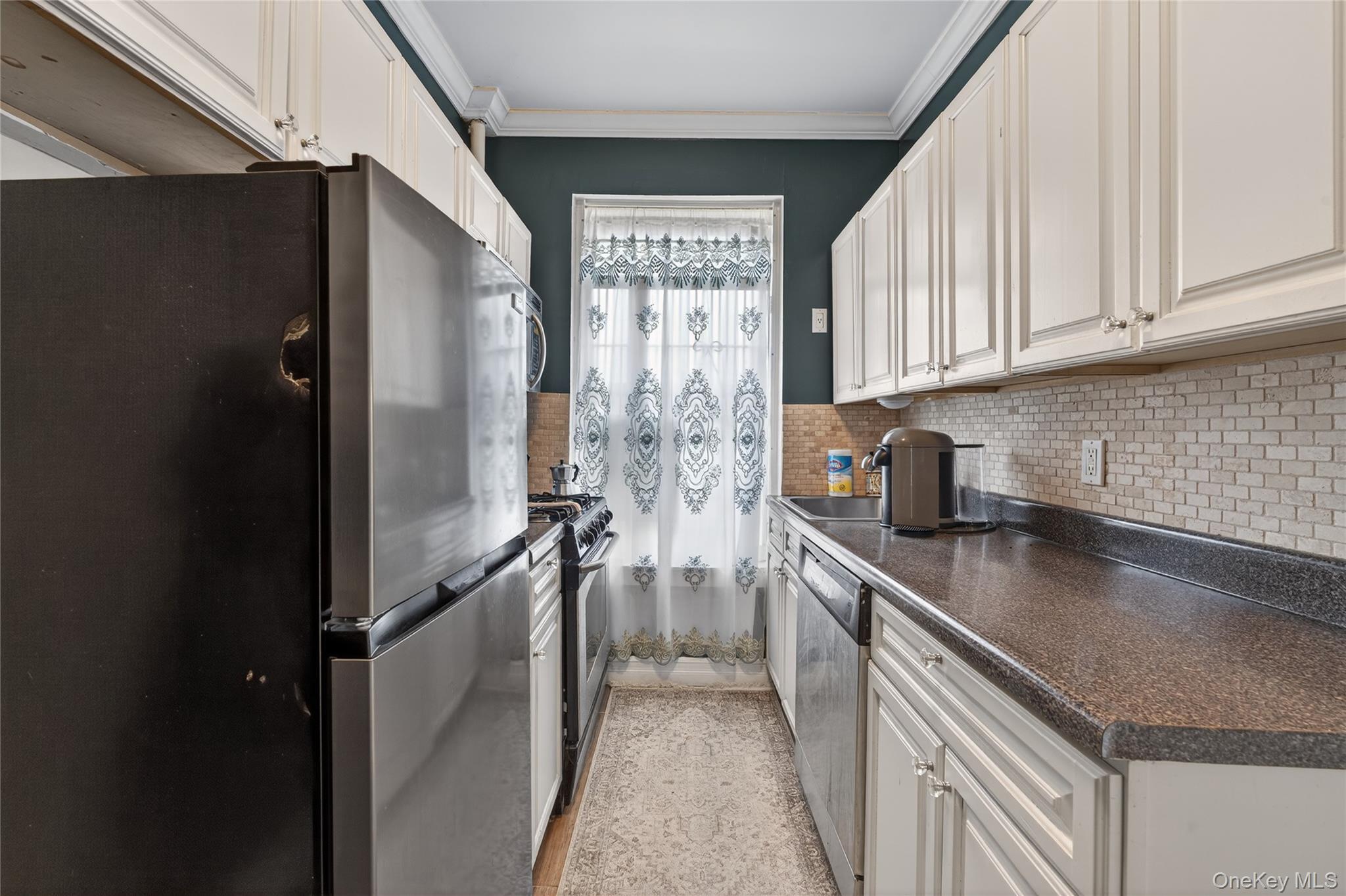 Coop Bennett  Manhattan, NY 10040, MLS-961472-7