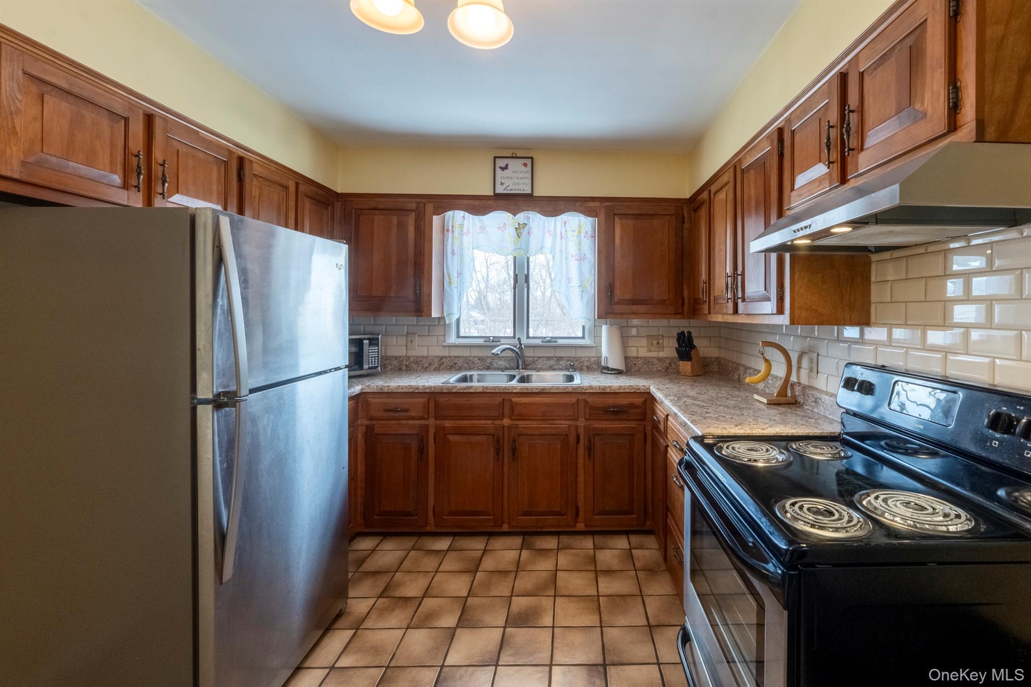 Single Family Clifton  Ulster County, NY 12401, MLS-961480-13