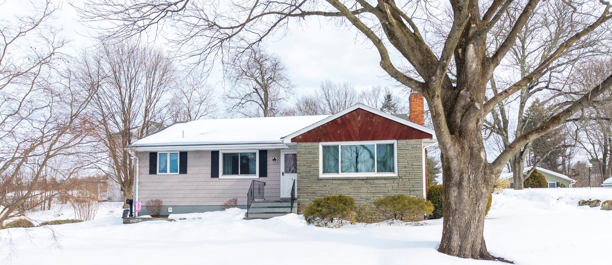 Single Family Clifton  Ulster County, NY 12401, MLS-961480-2