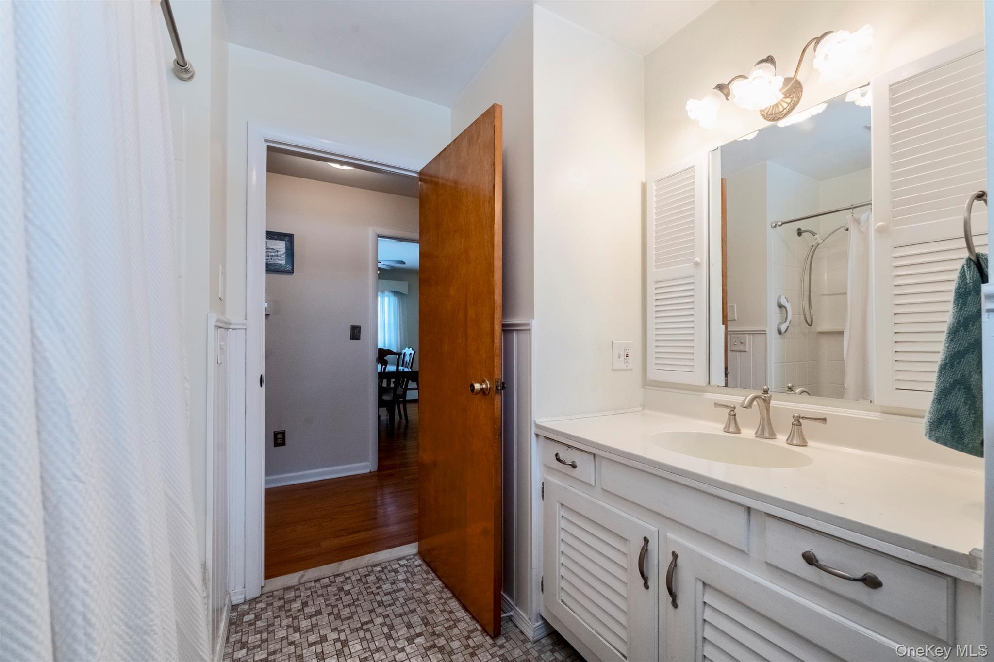 Single Family Clifton  Ulster County, NY 12401, MLS-961480-25