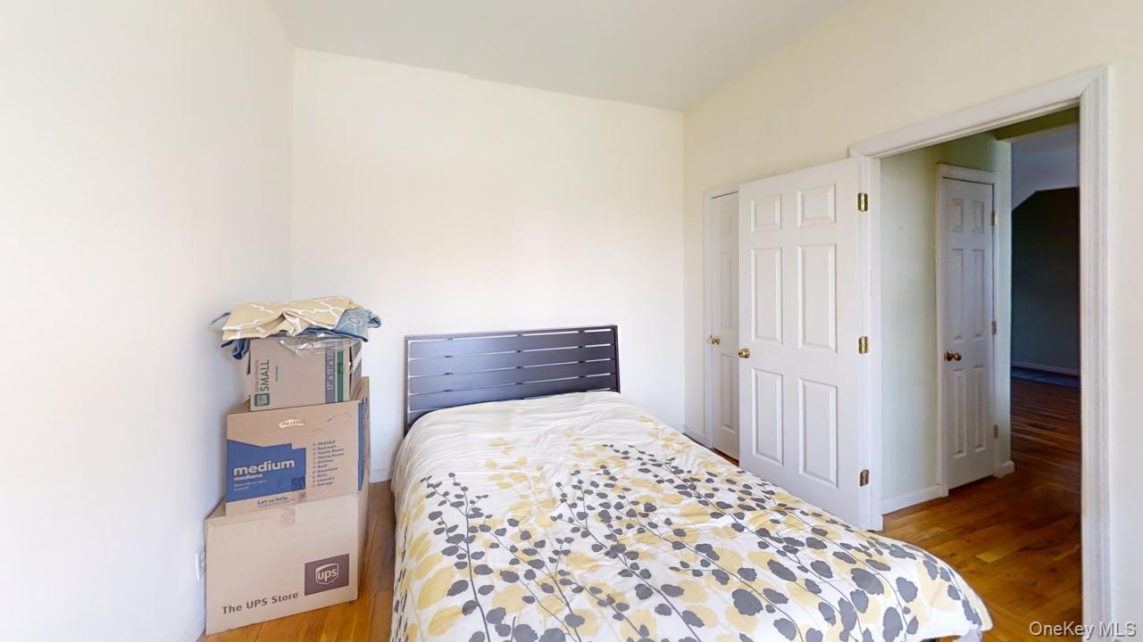 Coop Locust  Westchester County, NY 10552, MLS-961518-4