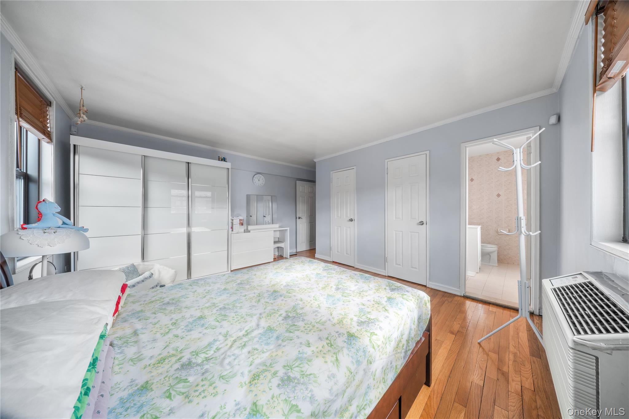 Coop 59th  Queens, NY 11368, MLS-961555-10