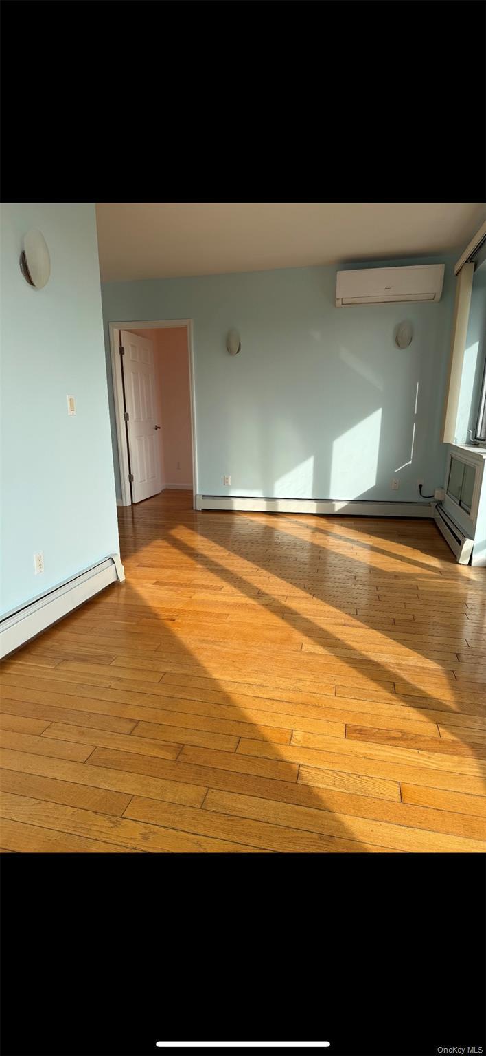 Condo Latimer  Queens, NY 11354, MLS-961561-4