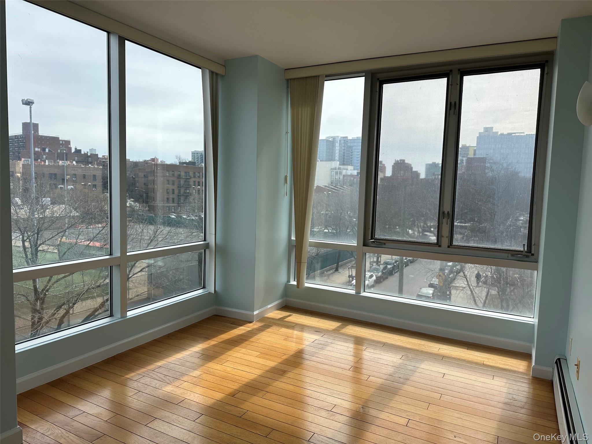 Condo Latimer  Queens, NY 11354, MLS-961561-9