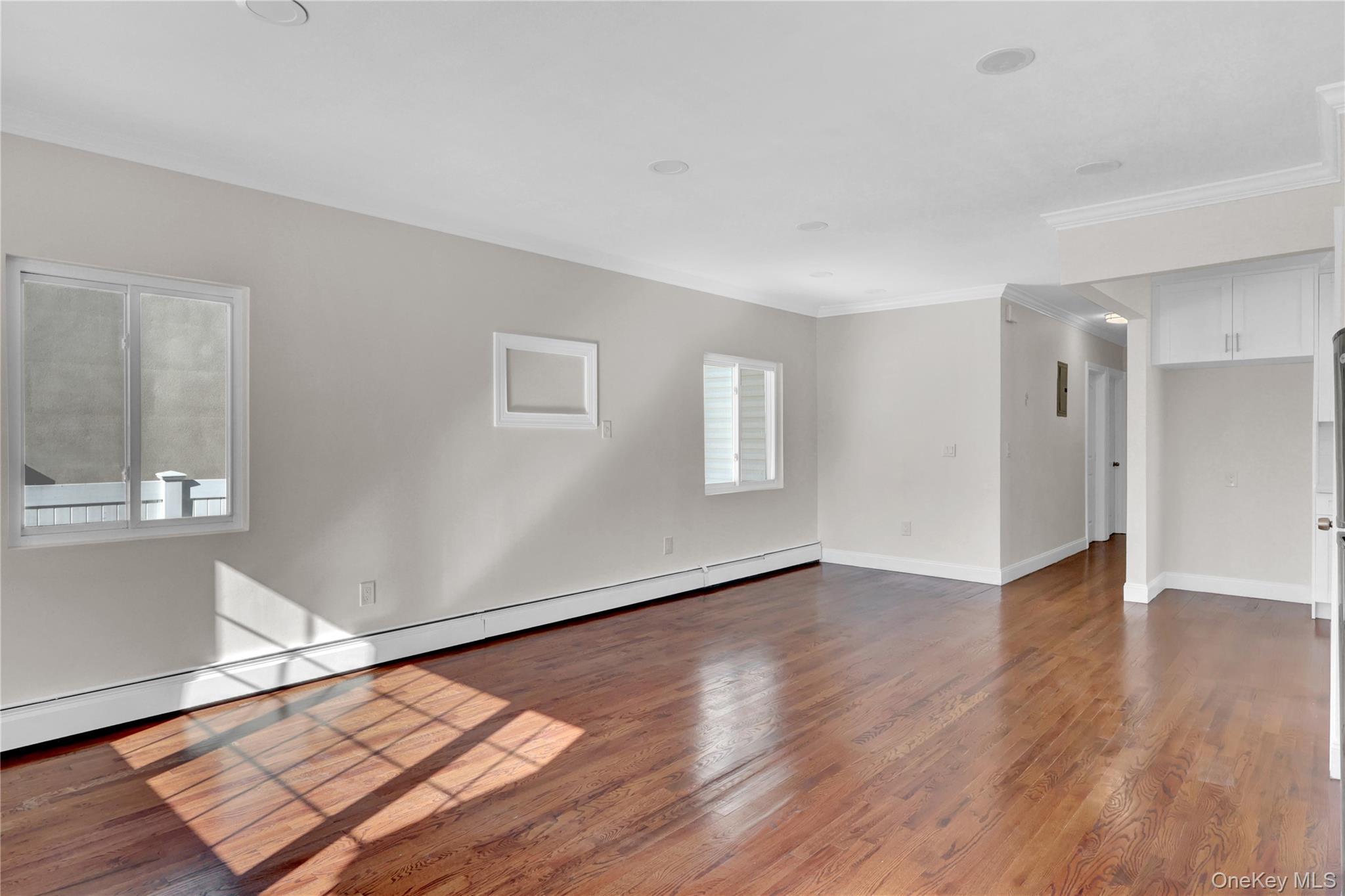 Single Family Caney  Queens, NY 11422, MLS-961563-4