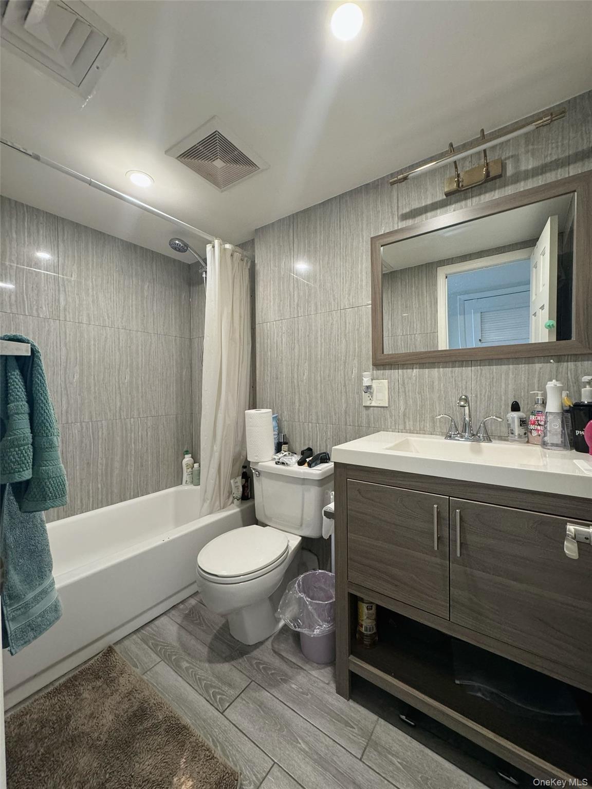 Condo 115th  Queens, NY 11356, MLS-961578-2