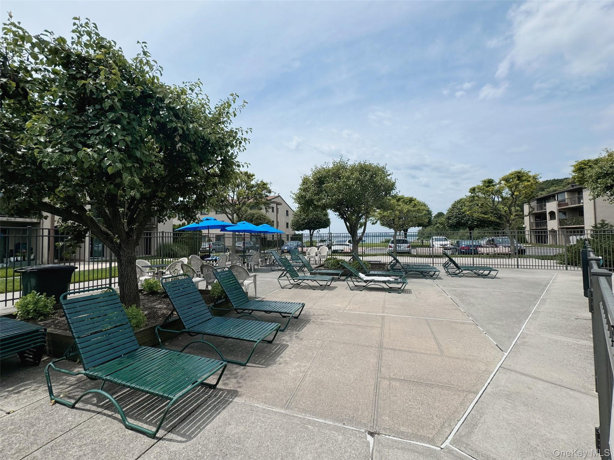 Condo 115th  Queens, NY 11356, MLS-961578-6