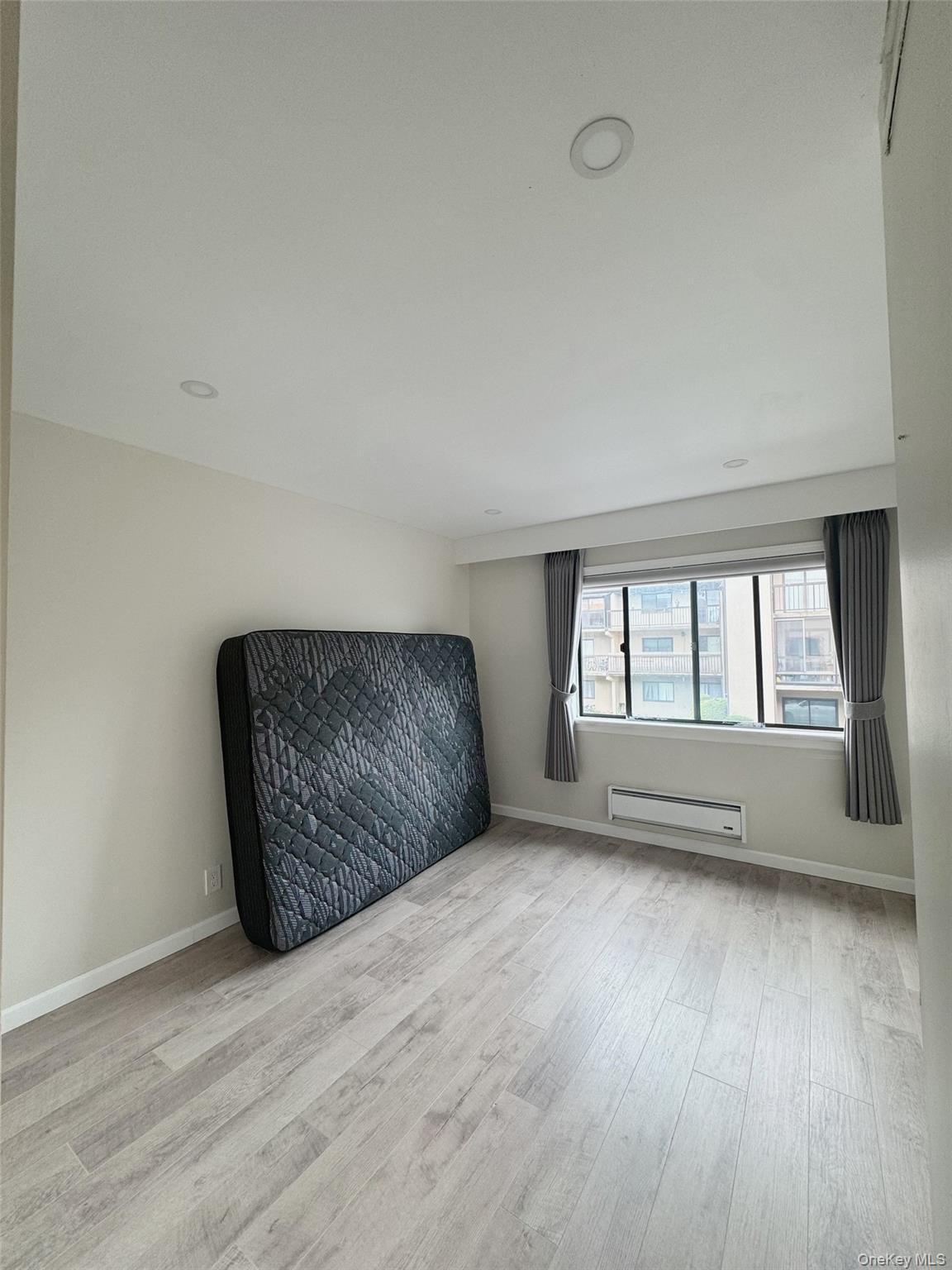 Condo 115th  Queens, NY 11356, MLS-961578-9