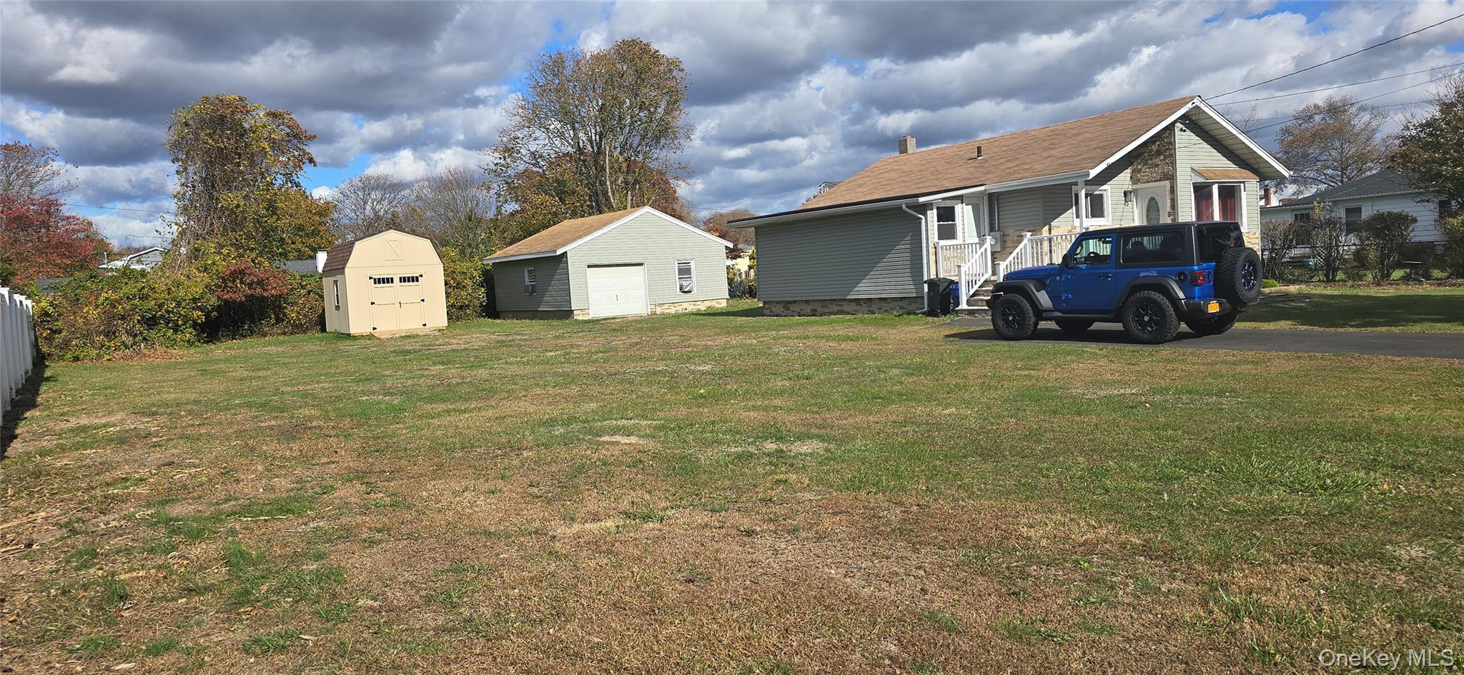 Single Family Kent  Suffolk County, NY 11967, MLS-961592-11