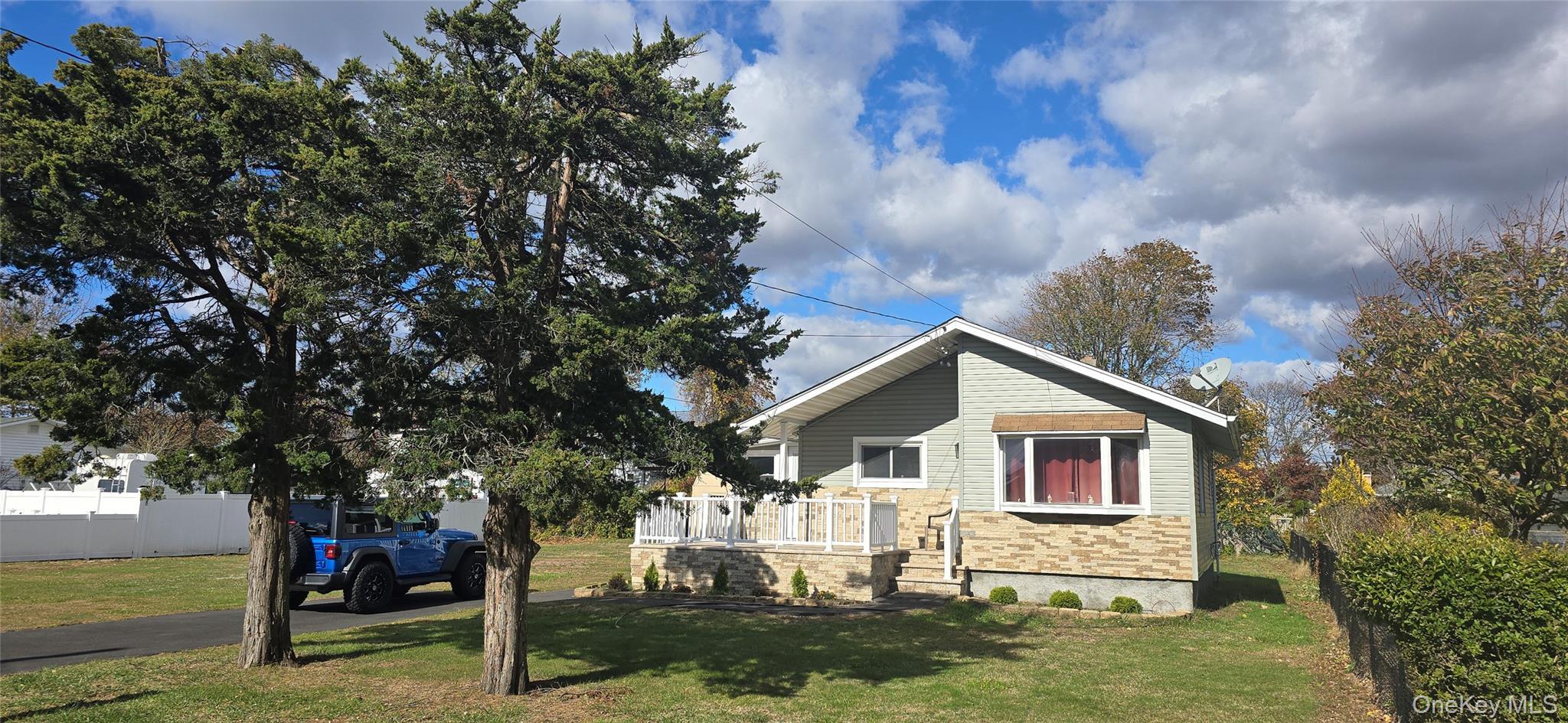 Single Family Kent  Suffolk County, NY 11967, MLS-961592-7