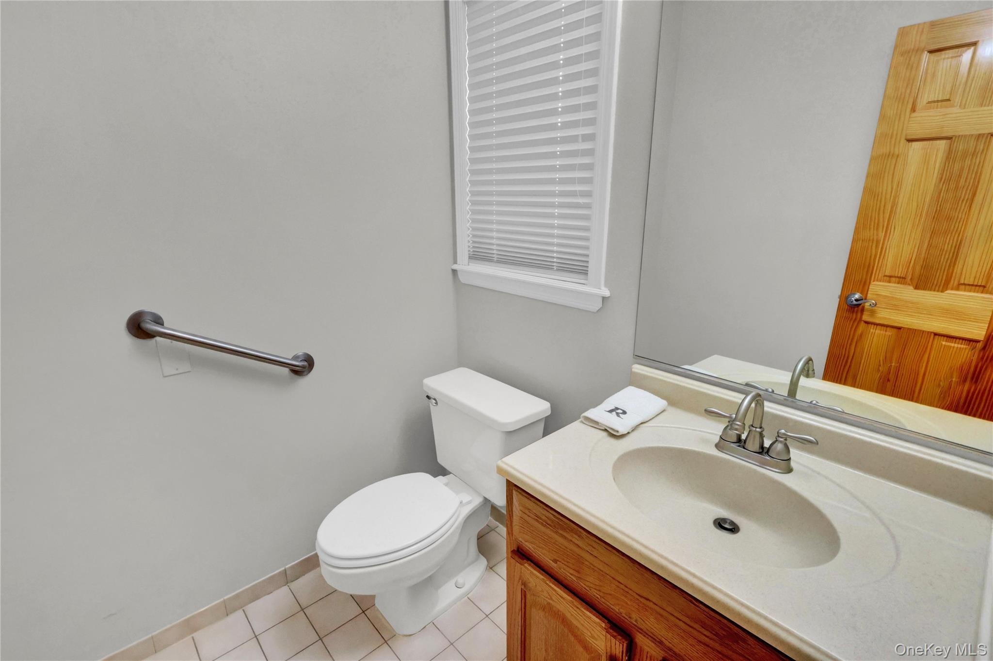 Condo Primrose  Suffolk County, NY 11703, MLS-961594-16