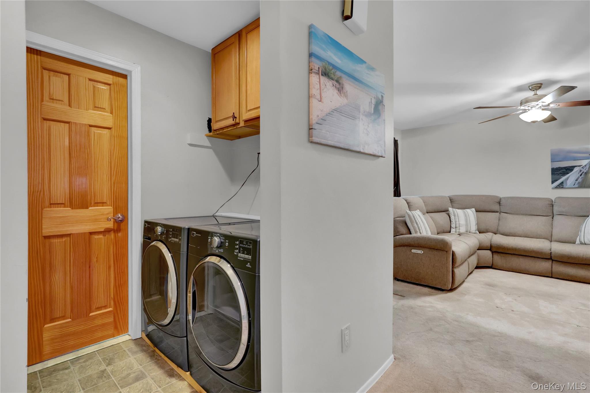 Condo Primrose  Suffolk County, NY 11703, MLS-961594-9