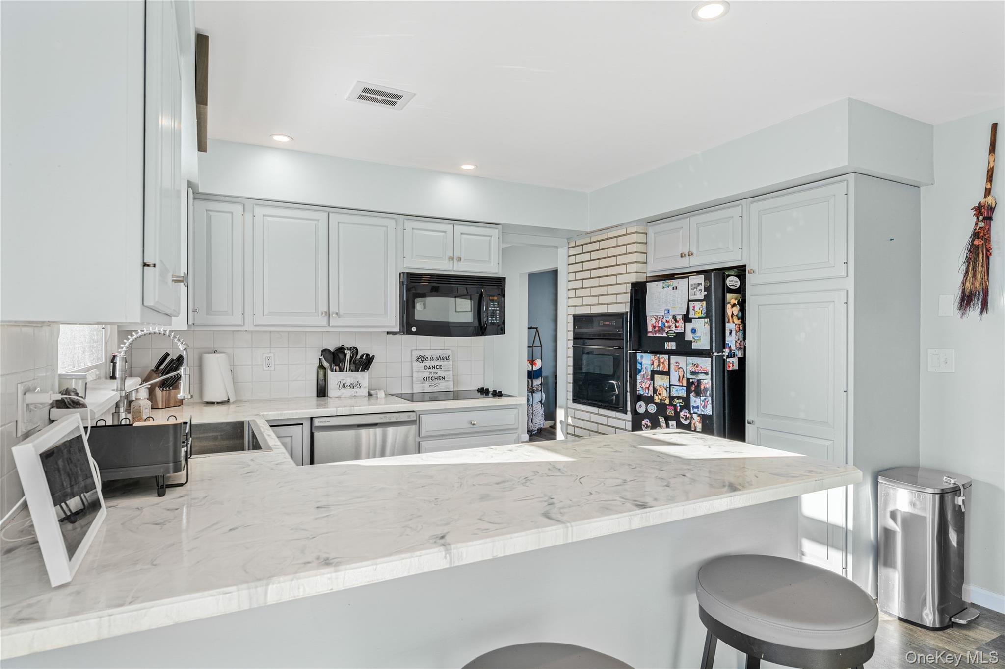 Single Family Highland  Orange County, NY 12543, MLS-961631-20