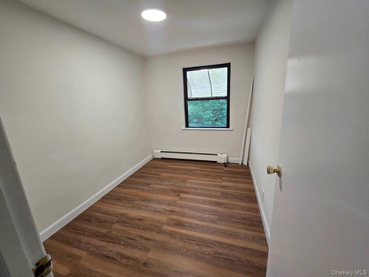 Single Family 50th  Queens, NY 11377, MLS-961634-23