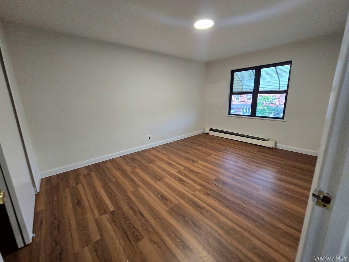 Single Family 50th  Queens, NY 11377, MLS-961634-24