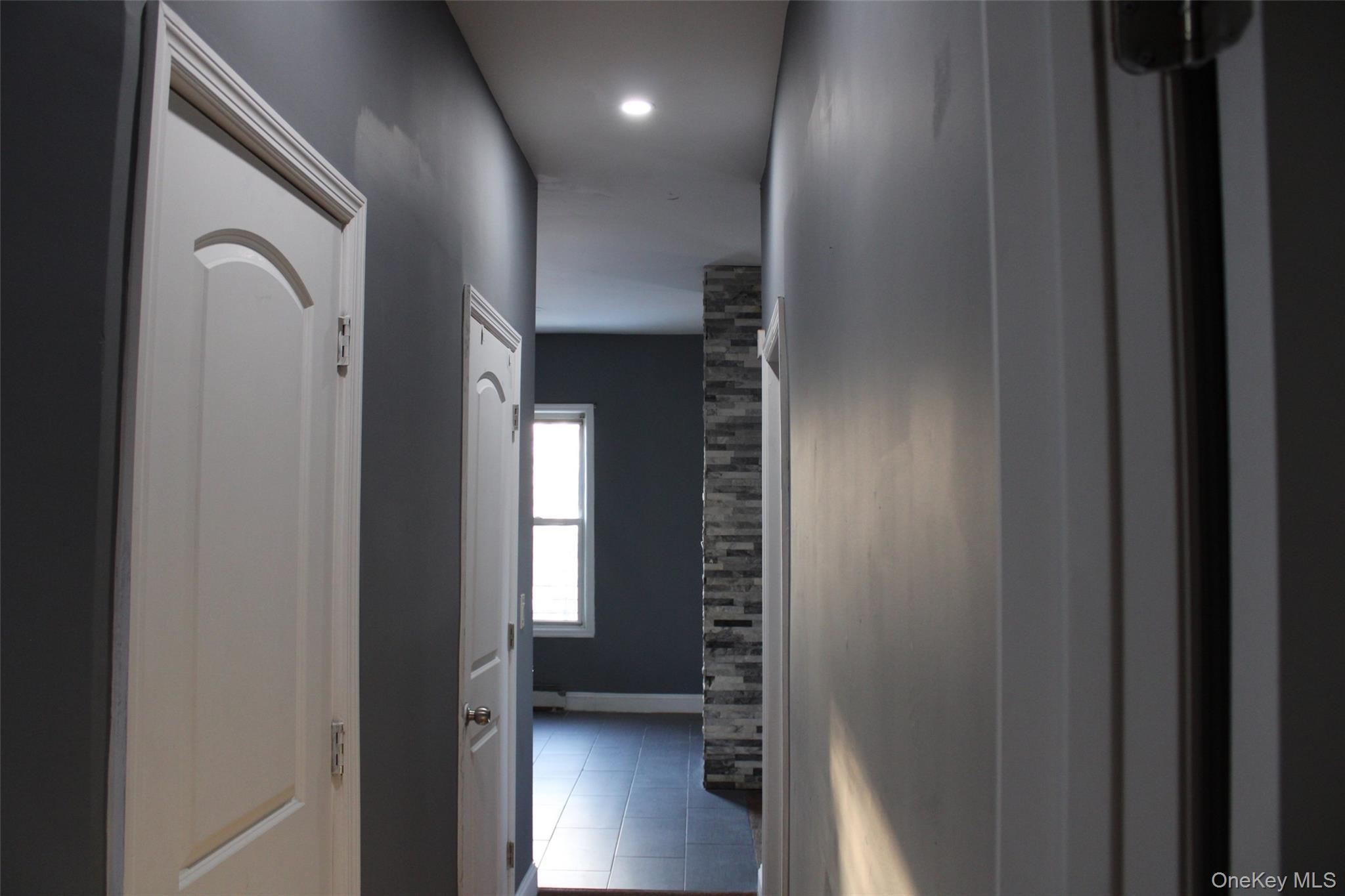 Single Family Victor  Bronx, NY 10462, MLS-961640-4