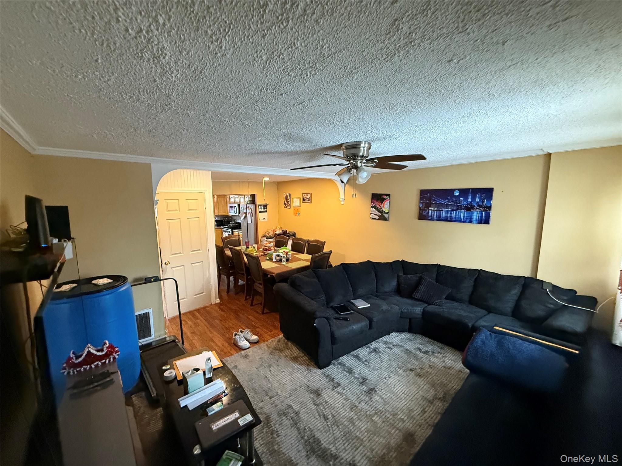 Single Family Springfield  Queens, NY 11413, MLS-961672-22