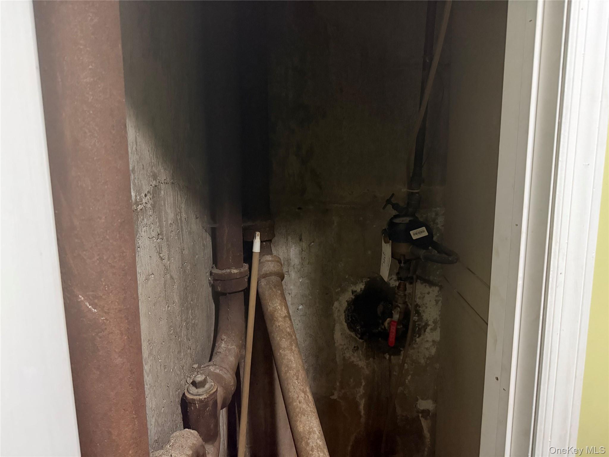 Single Family Springfield  Queens, NY 11413, MLS-961672-7