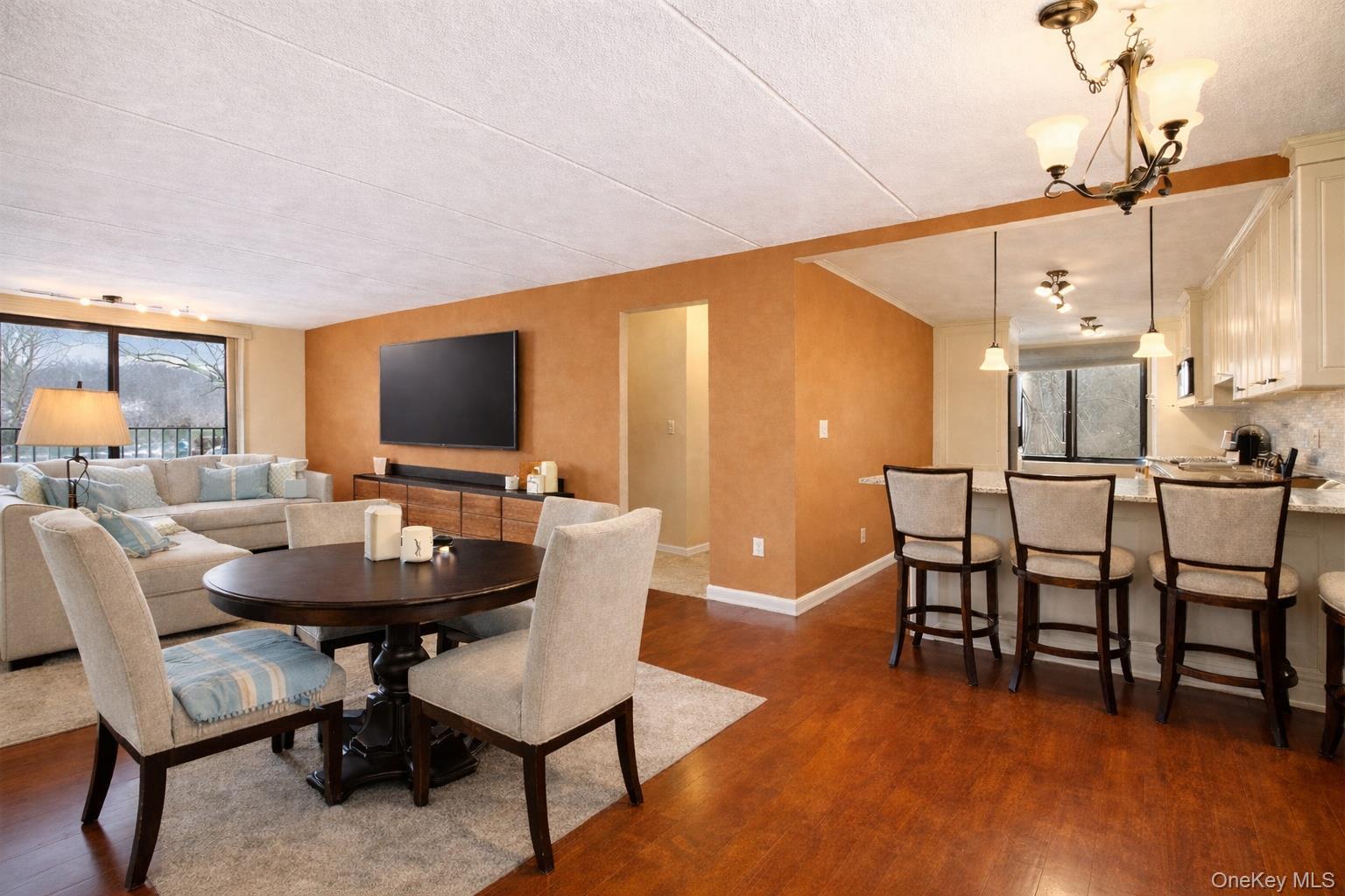 Condo Warburton  Westchester County, NY 10701, MLS-961714-4