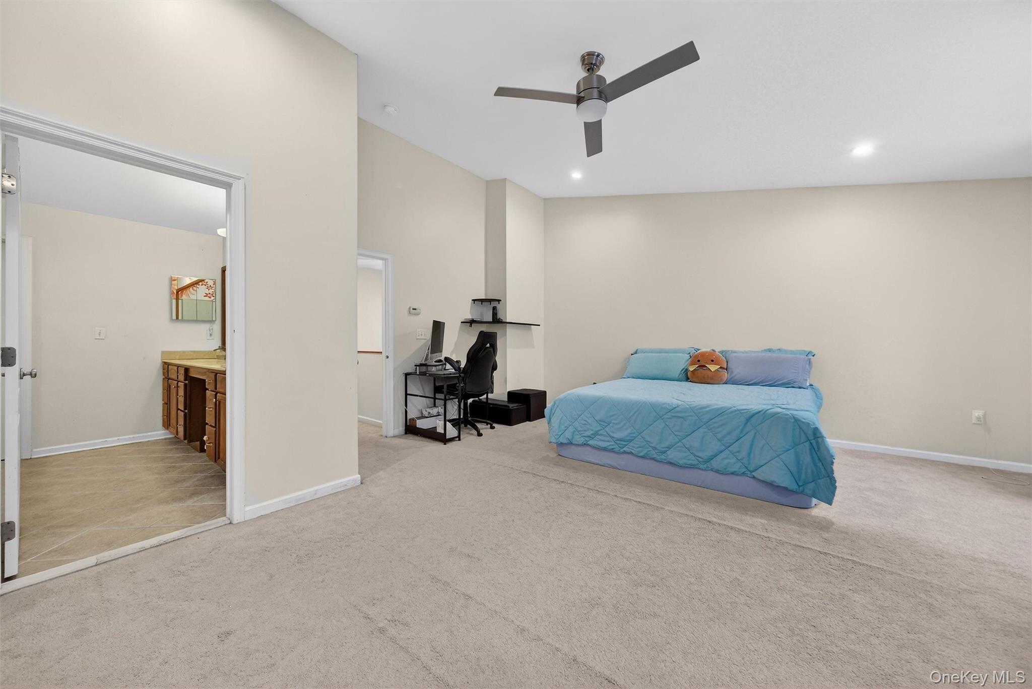 Condo Cold Spring  Dutchess County, NY 12524, MLS-961725-25