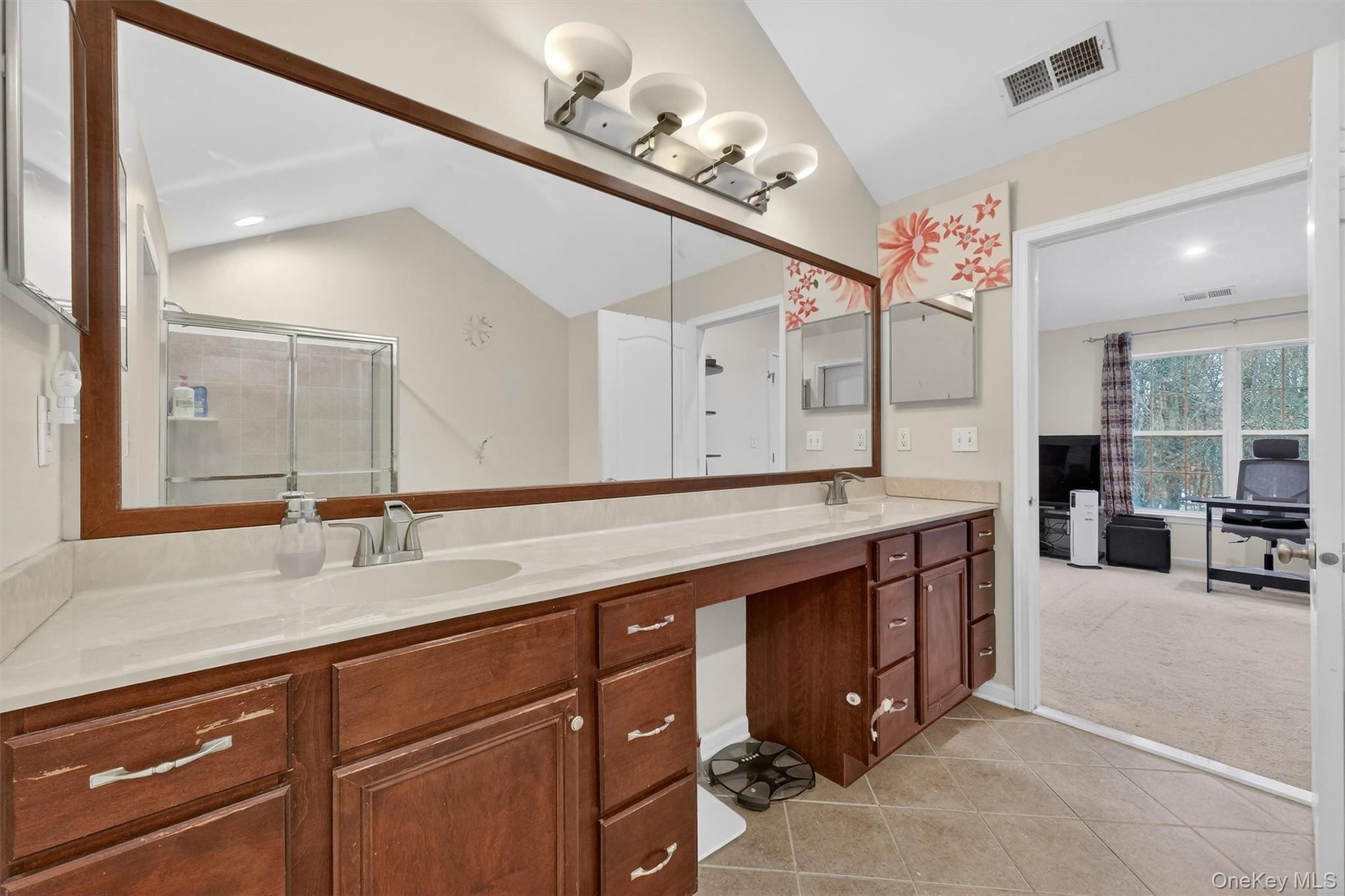 Condo Cold Spring  Dutchess County, NY 12524, MLS-961725-27