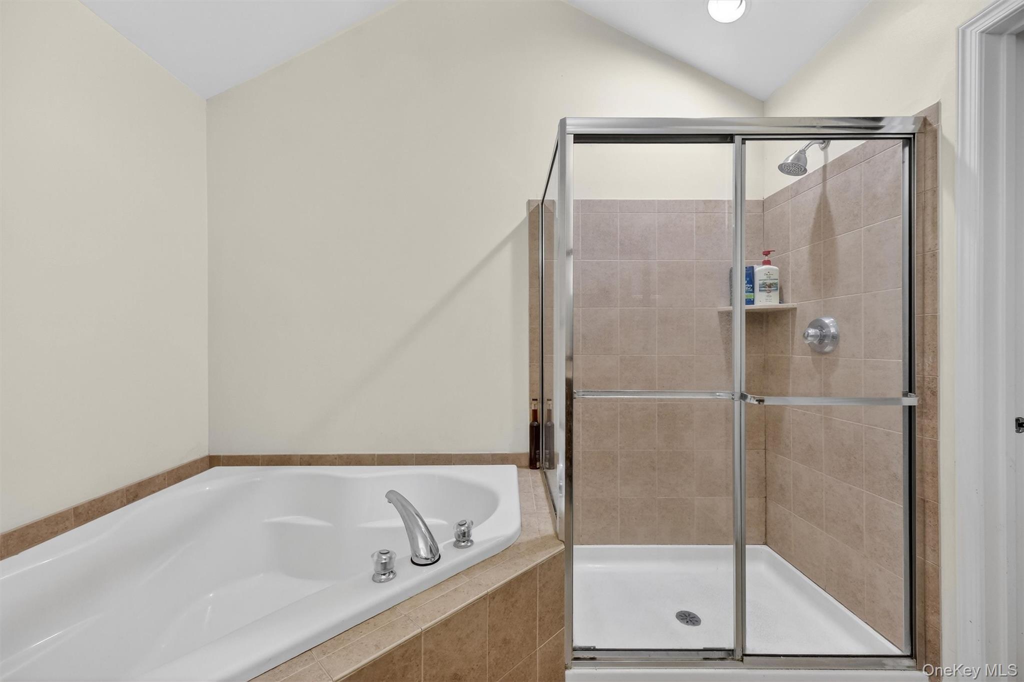 Condo Cold Spring  Dutchess County, NY 12524, MLS-961725-29