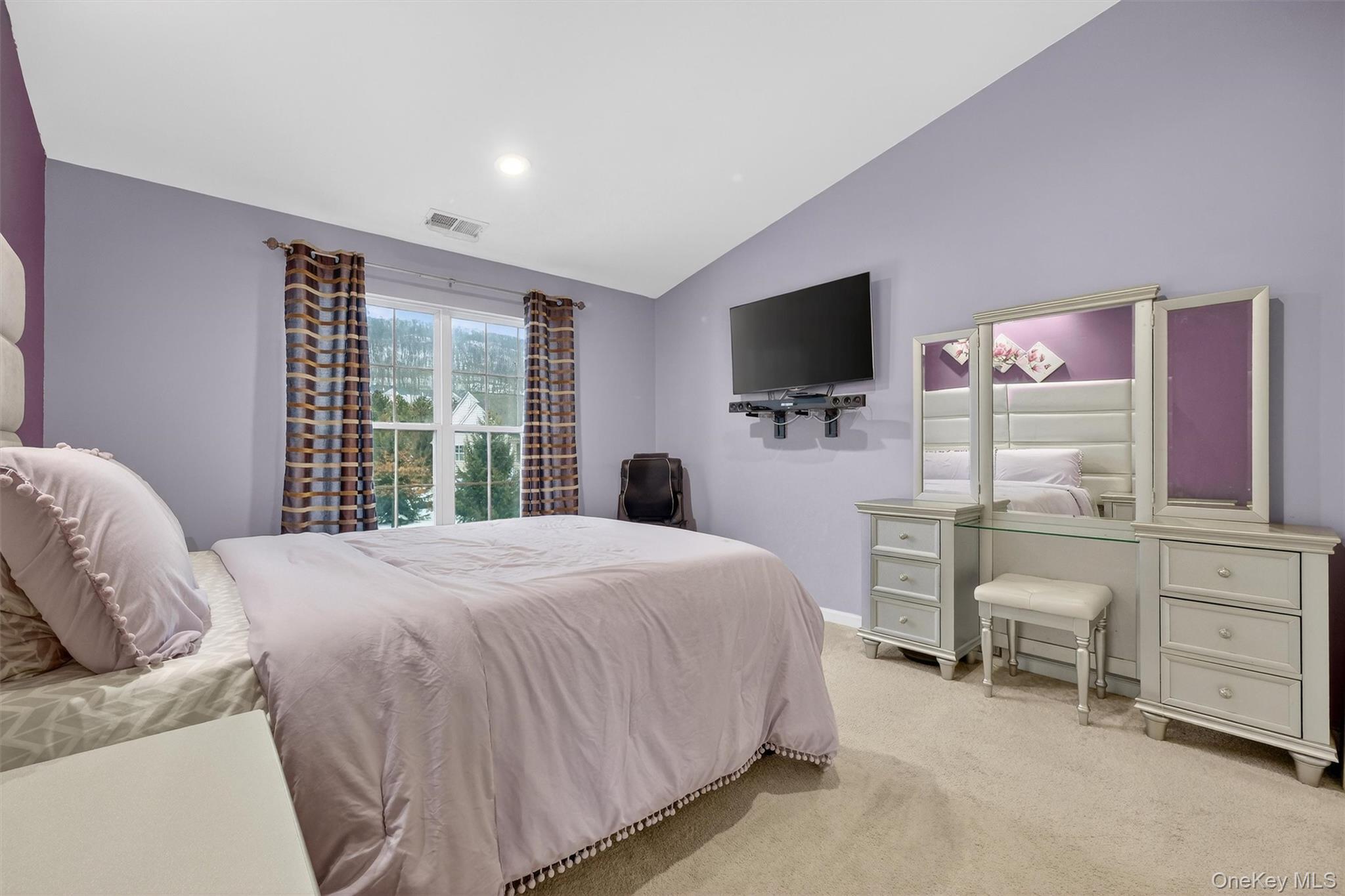 Condo Cold Spring  Dutchess County, NY 12524, MLS-961725-31