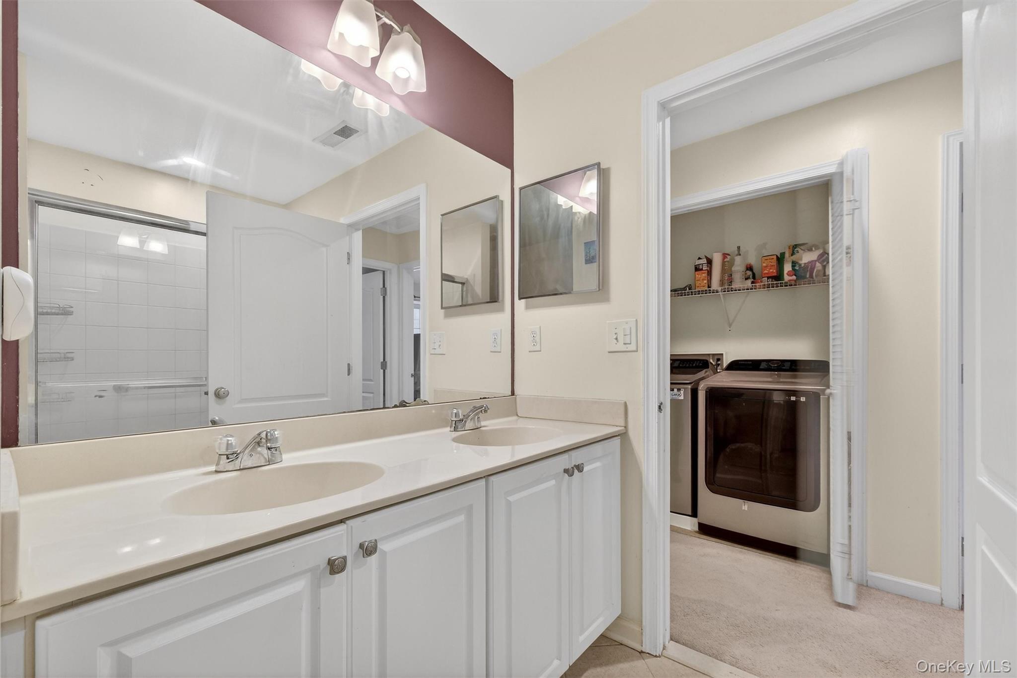 Condo Cold Spring  Dutchess County, NY 12524, MLS-961725-35