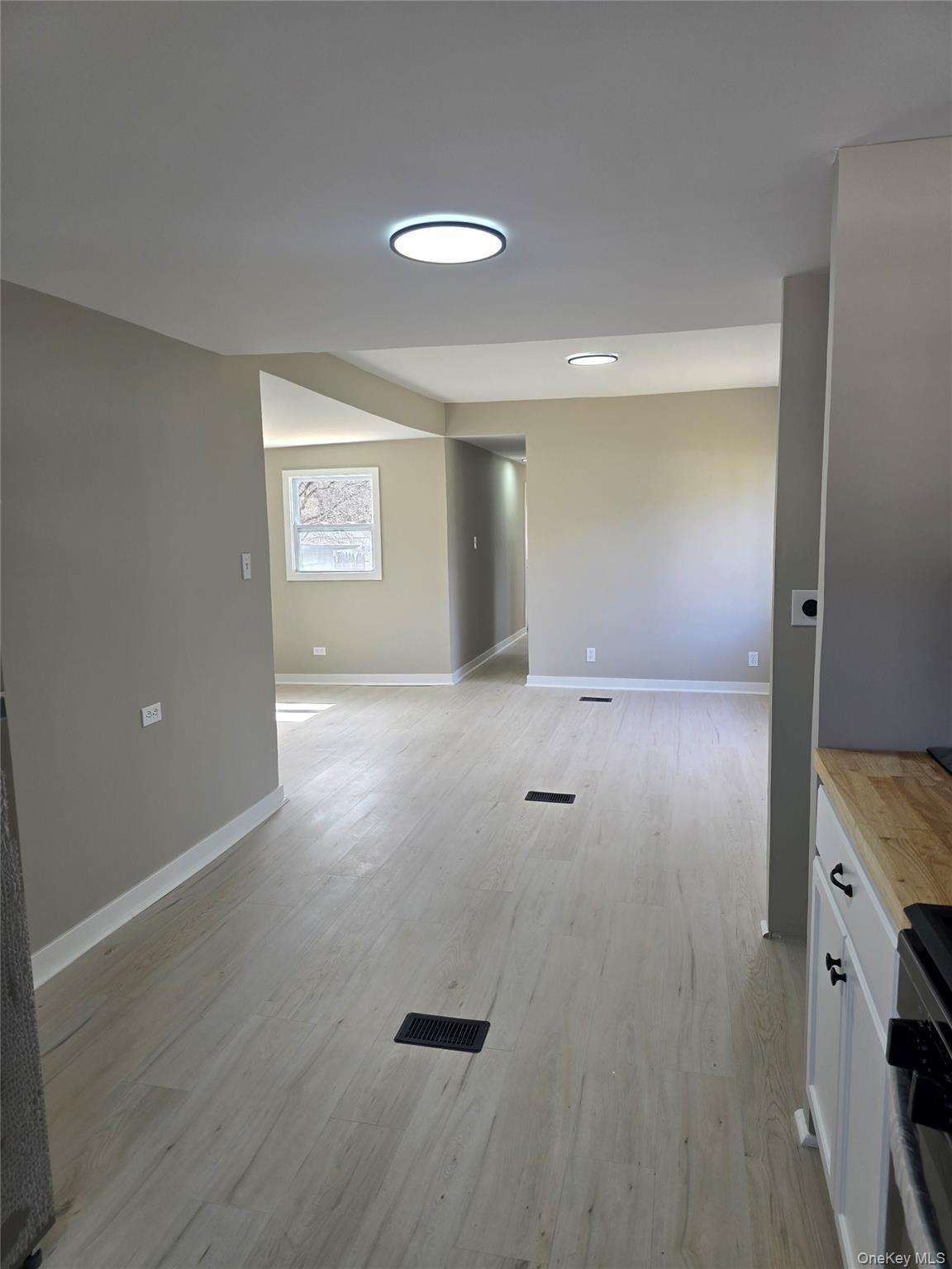 Single Family Jennifer  Dutchess County, NY 12601, MLS-961751-14