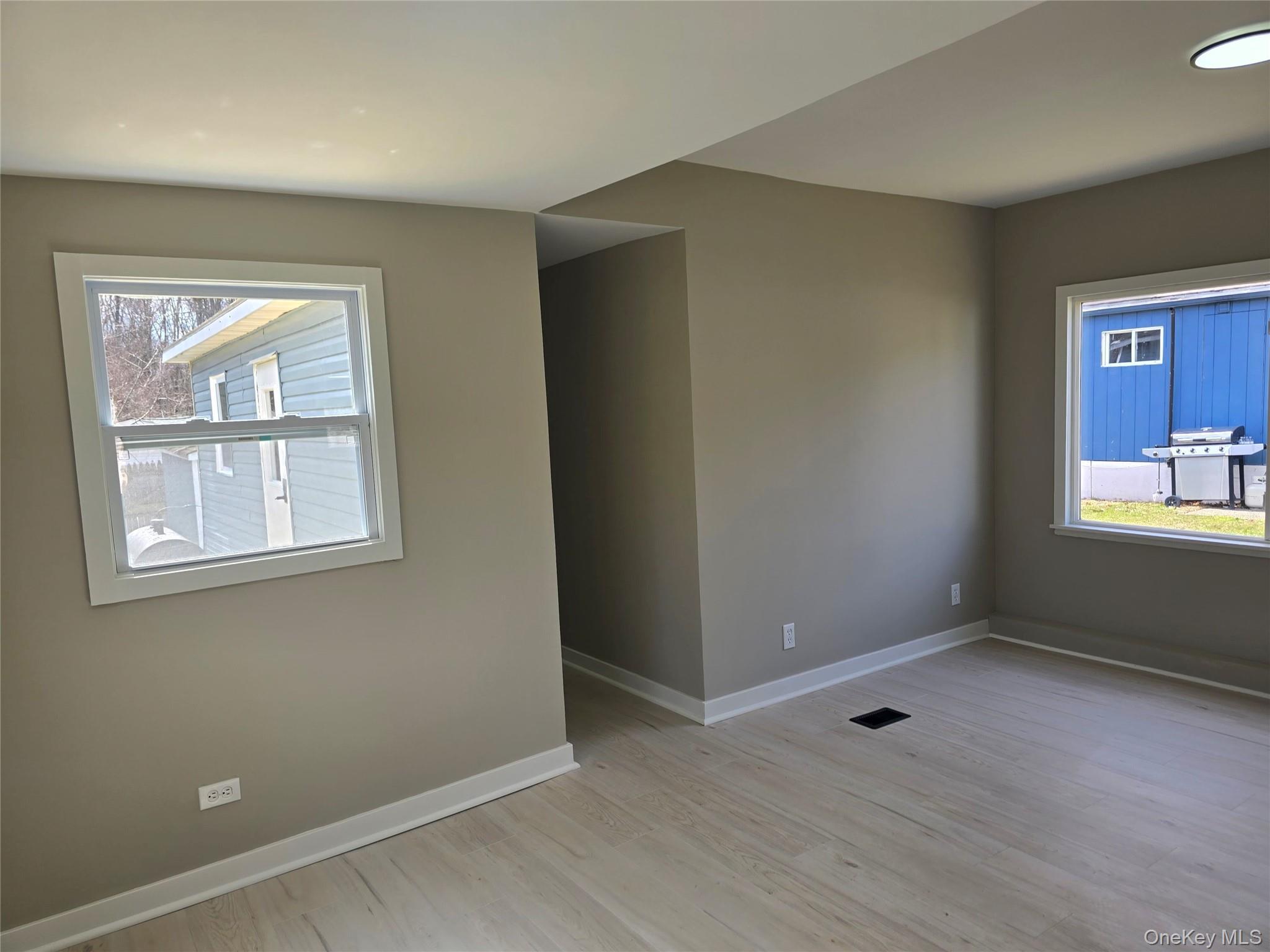 Single Family Jennifer  Dutchess County, NY 12601, MLS-961751-6