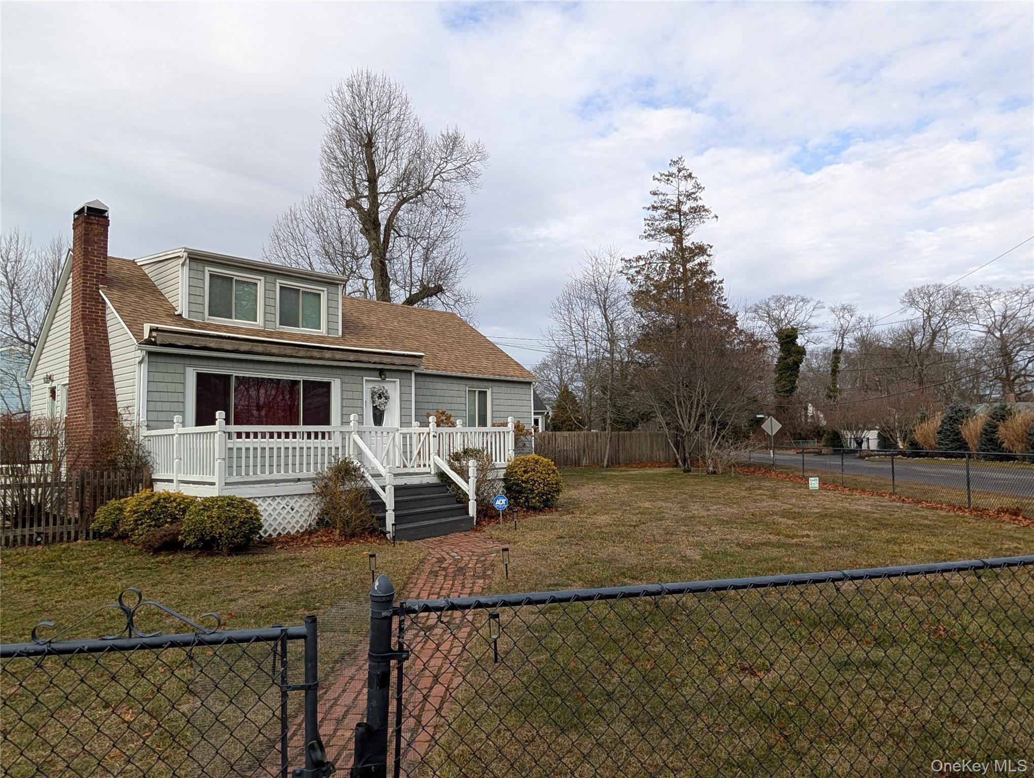 Single Family Lafayette Suffolk County, NY 11967, MLS-961755-2