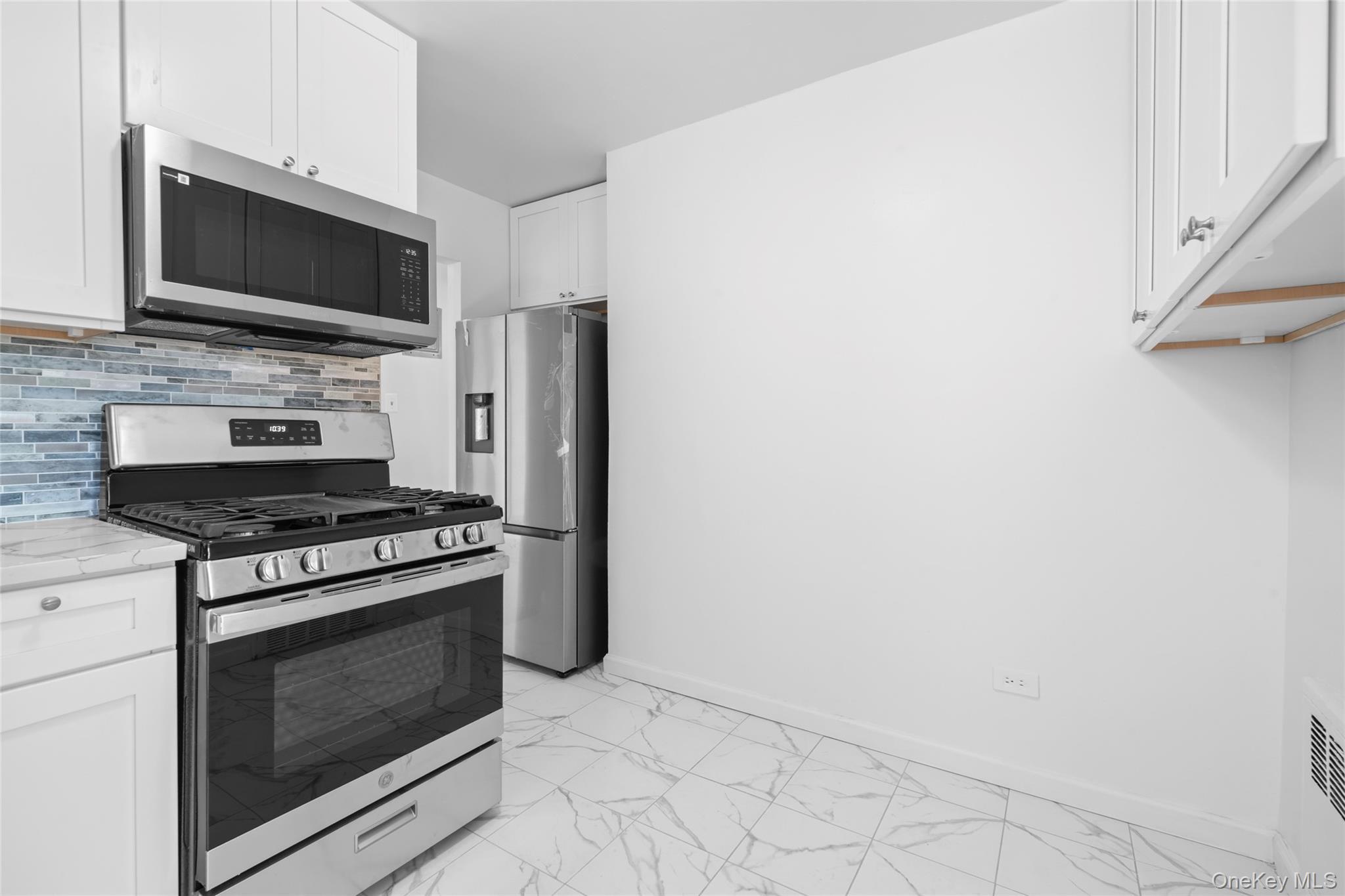 Coop 53 Street  Brooklyn, NY 11234, MLS-961770-6