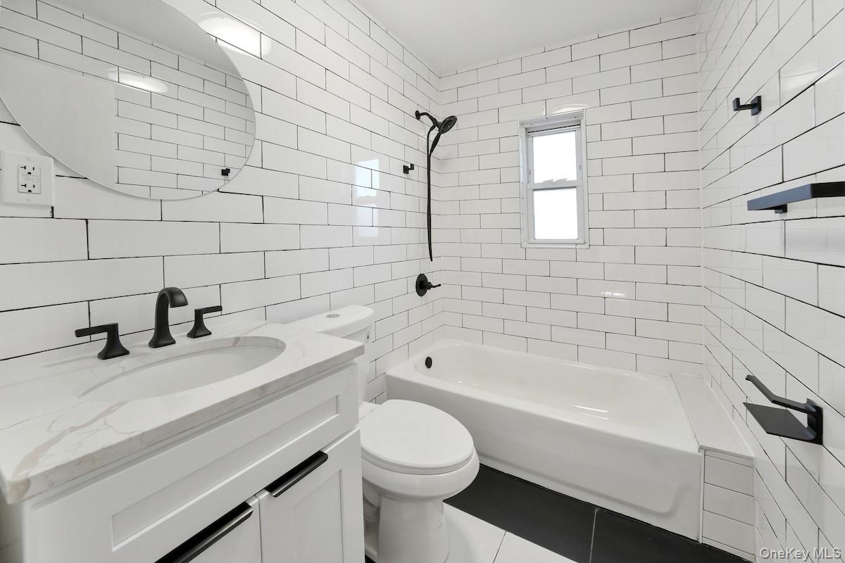 Single Family Eliot  Queens, NY 11379, MLS-961802-11