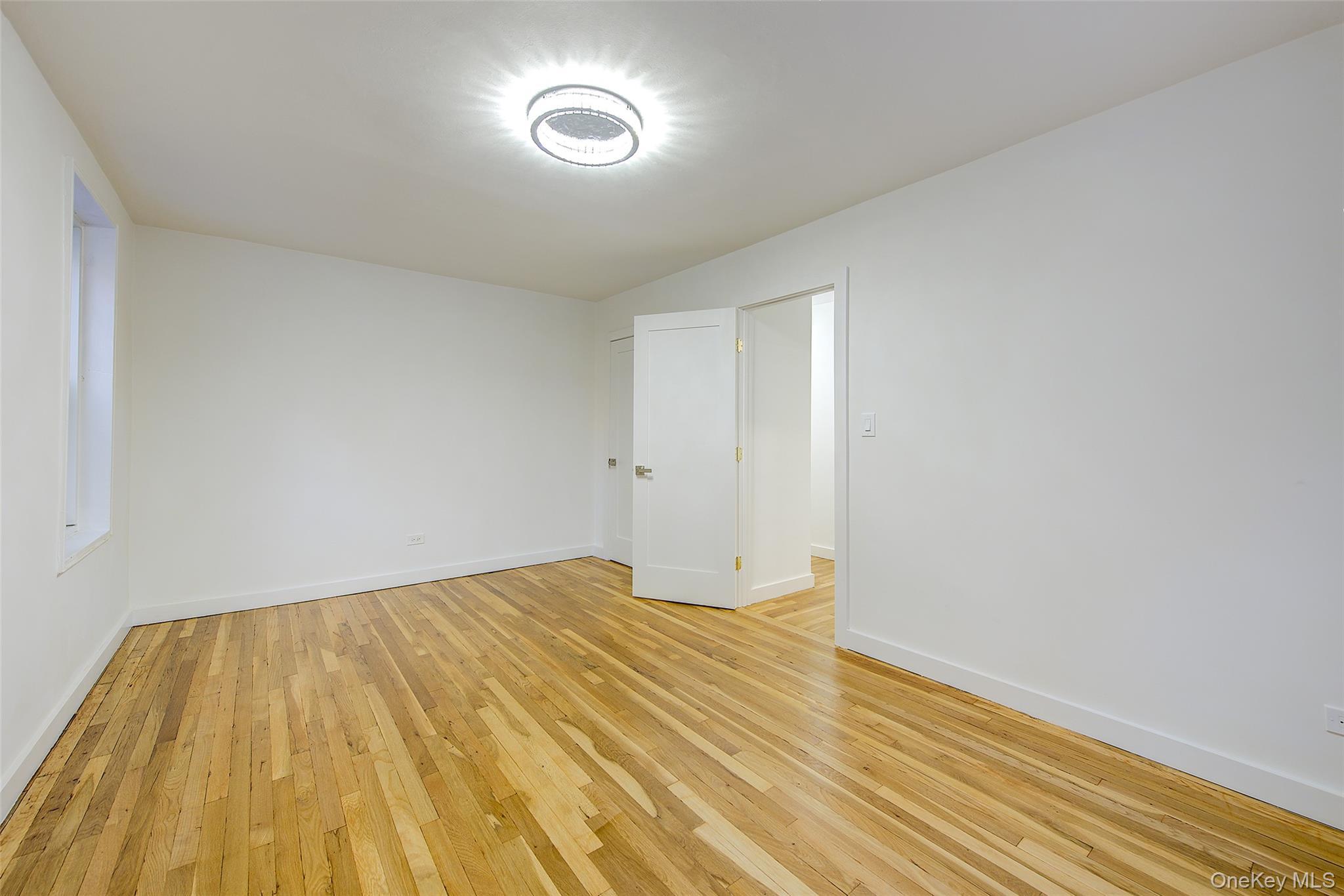 Coop 75 Queens, NY 11372, MLS-961814-24