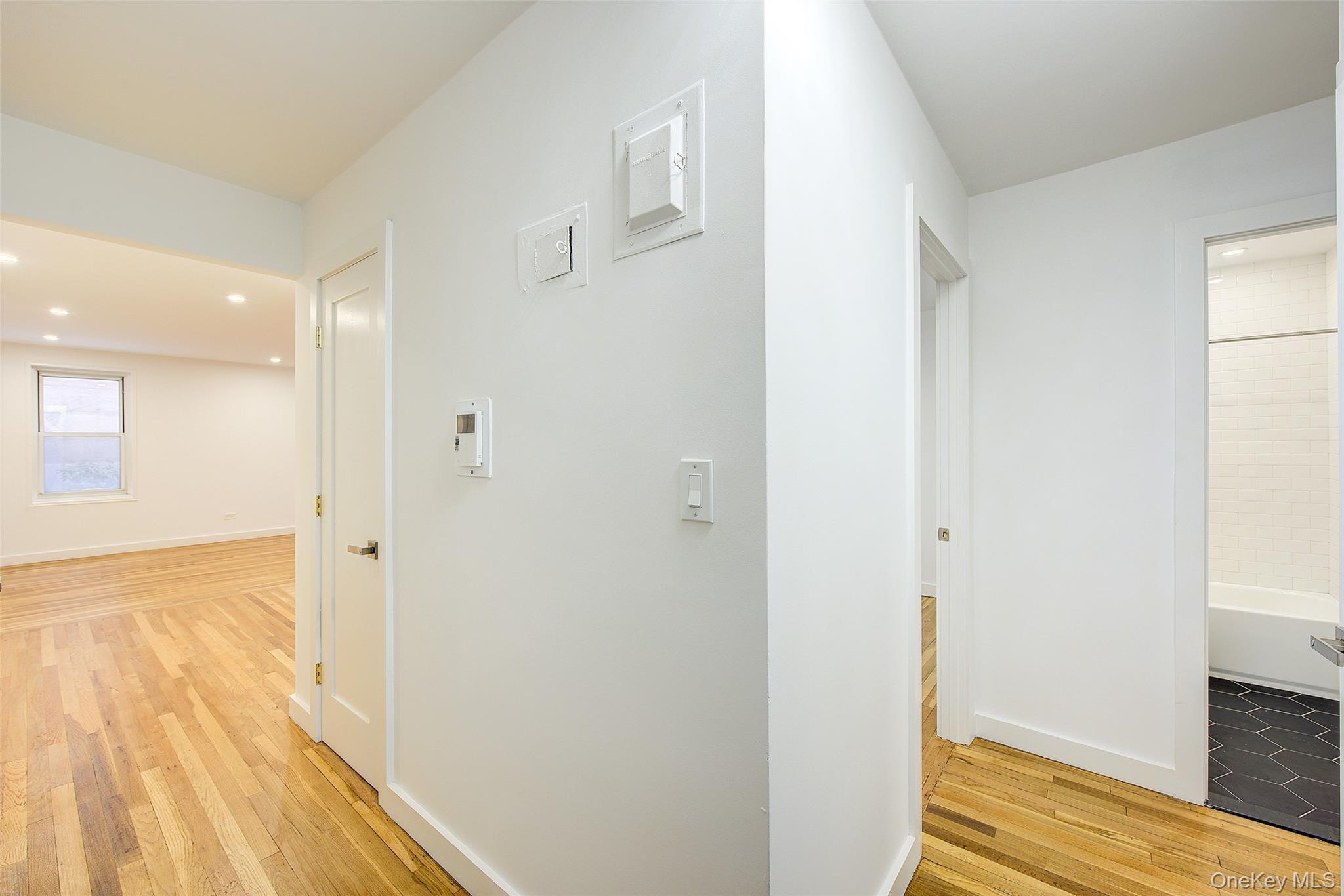 Coop 75 Queens, NY 11372, MLS-961814-4