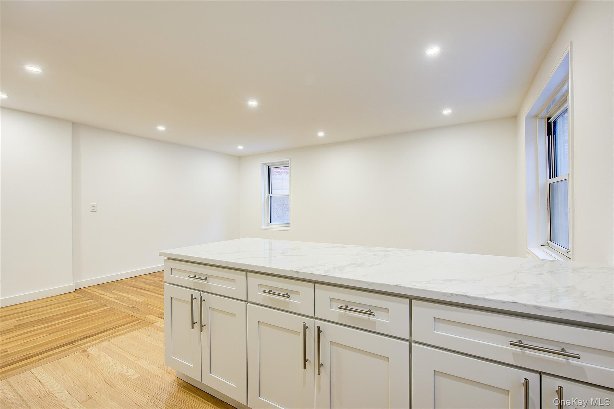 Coop 75 Queens, NY 11372, MLS-961814-6