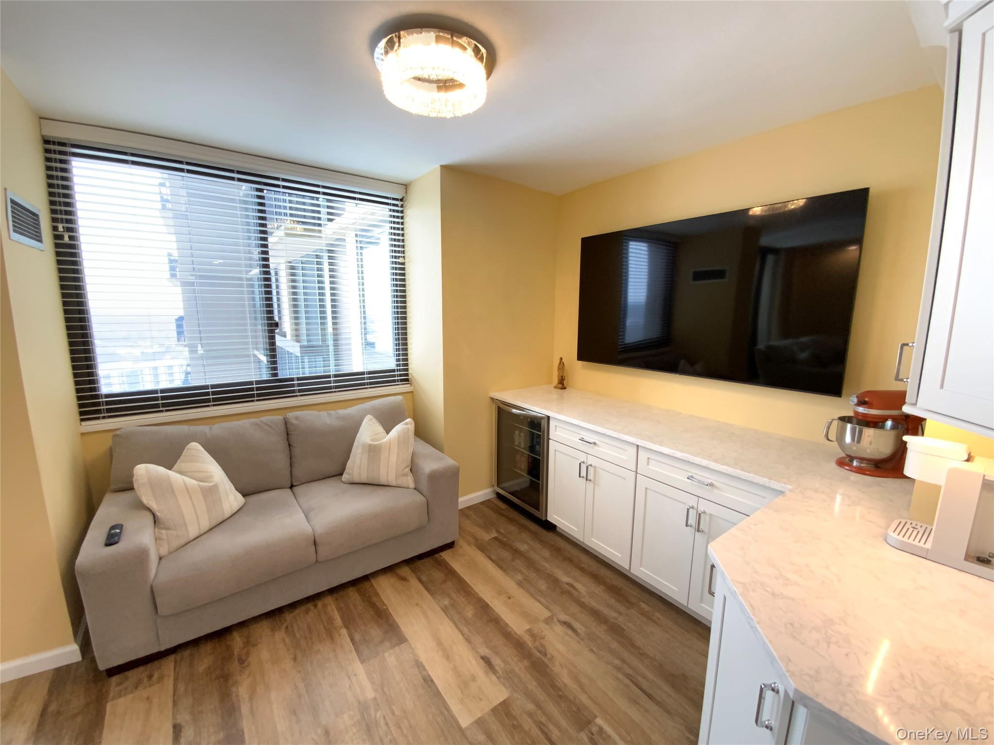 Coop Grand Central Queens, NY 11005, MLS-961821-9