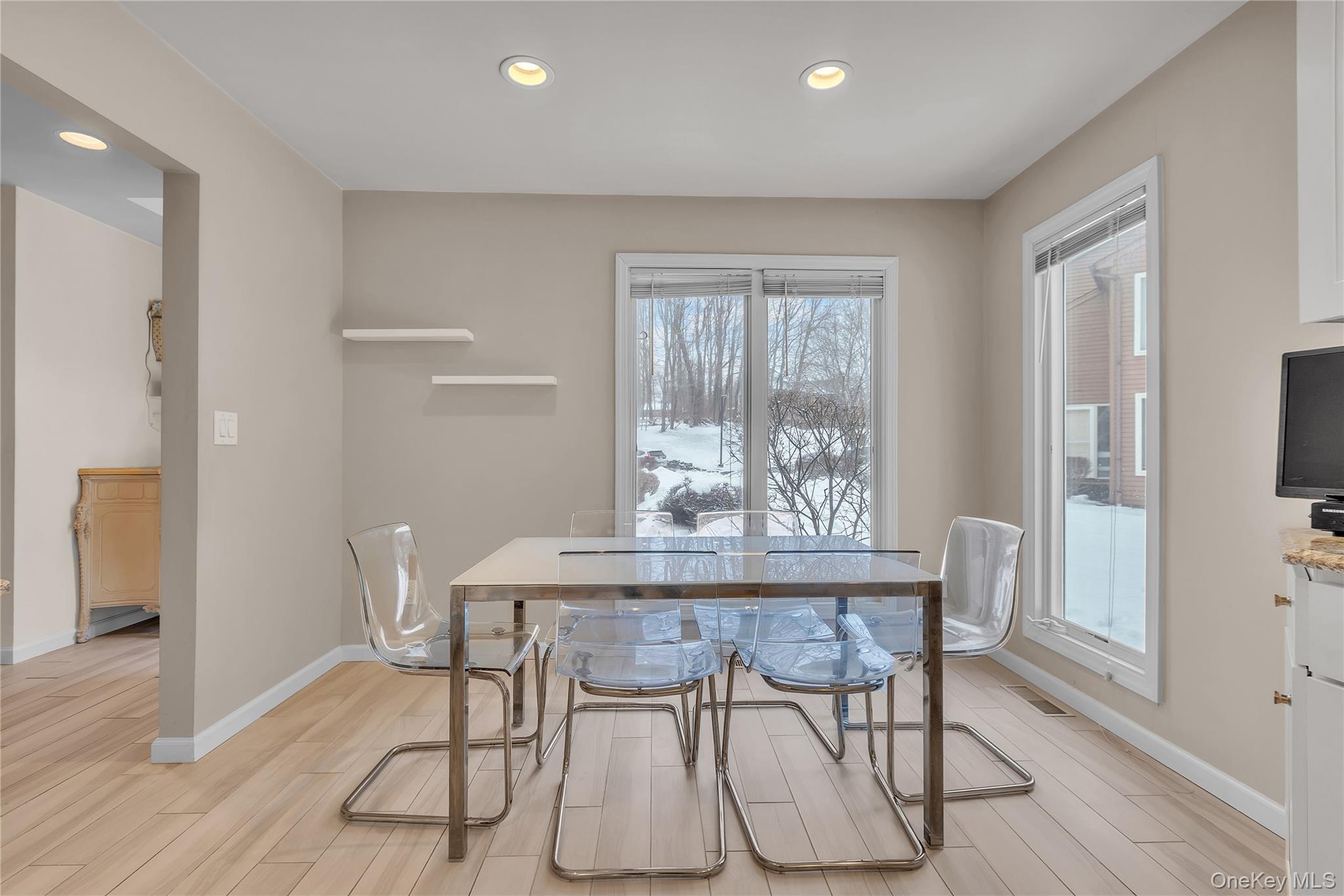 Condo Beechwood  Westchester County, NY 10598, MLS-961827-18