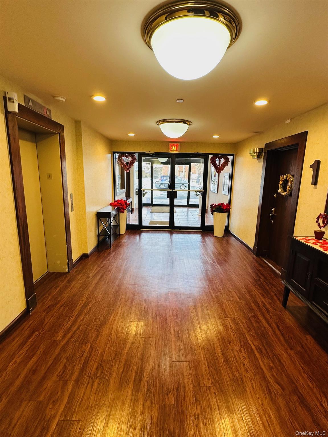 Condo Schofield  Bronx, NY 10464, MLS-961839-9