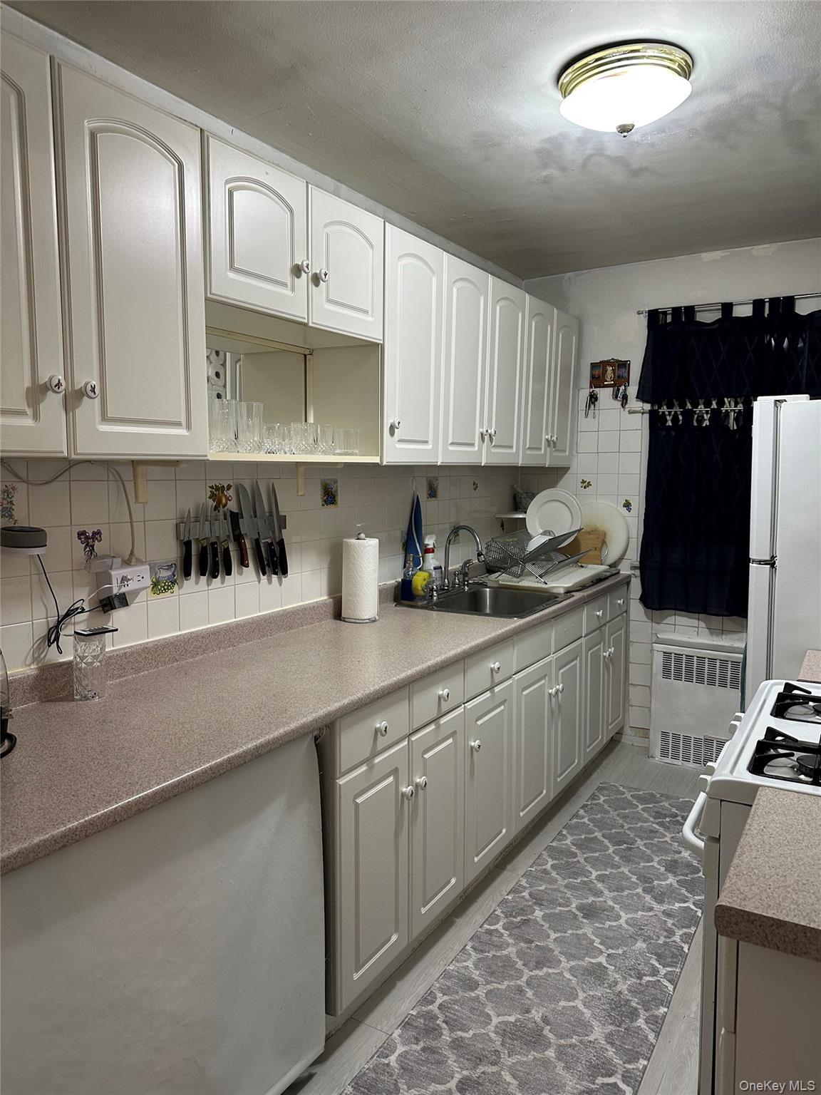 Coop 204th  Queens, NY 11423, MLS-961842-6