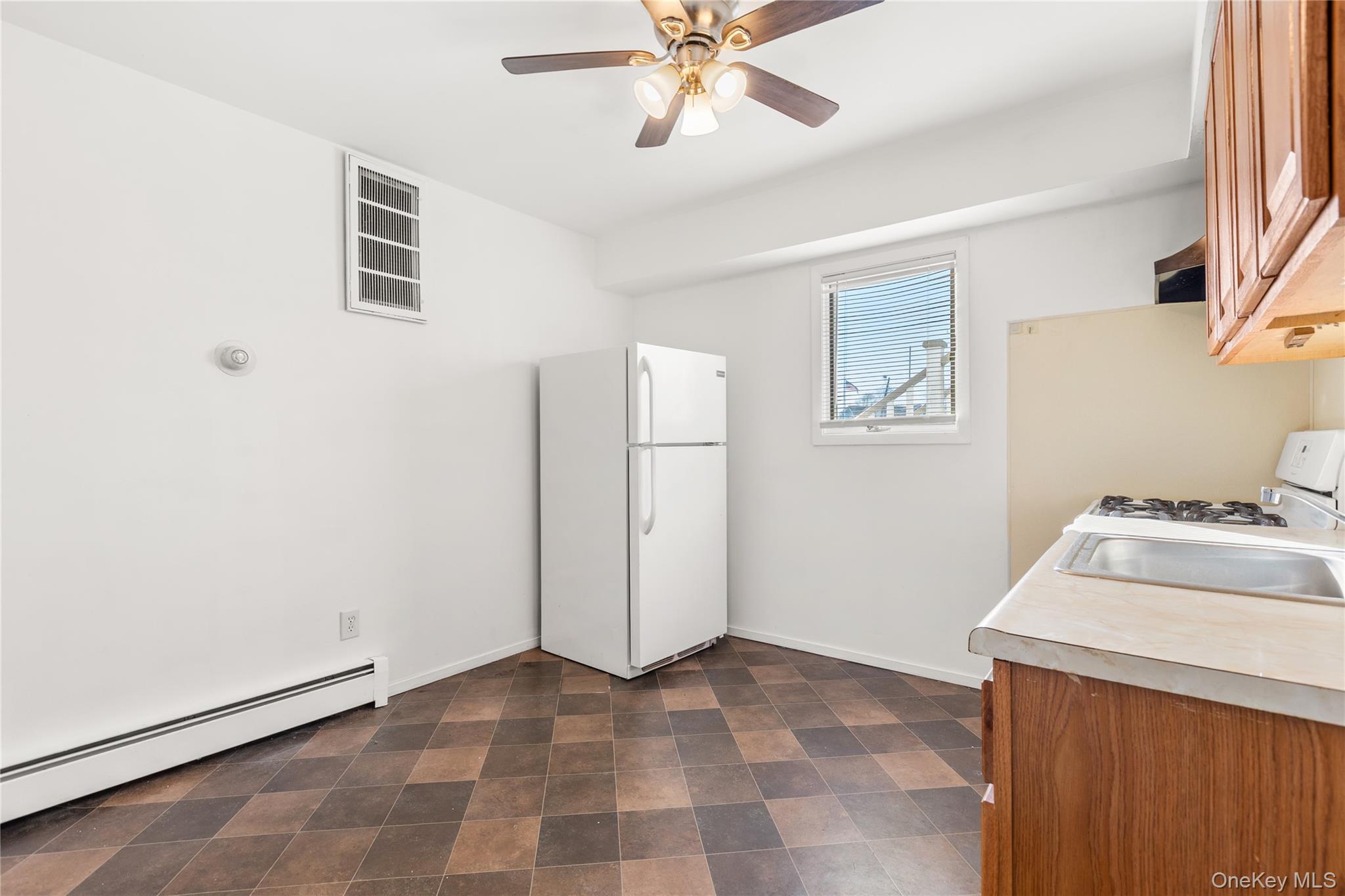 Single Family Canal  Suffolk County, NY 11757, MLS-961845-20