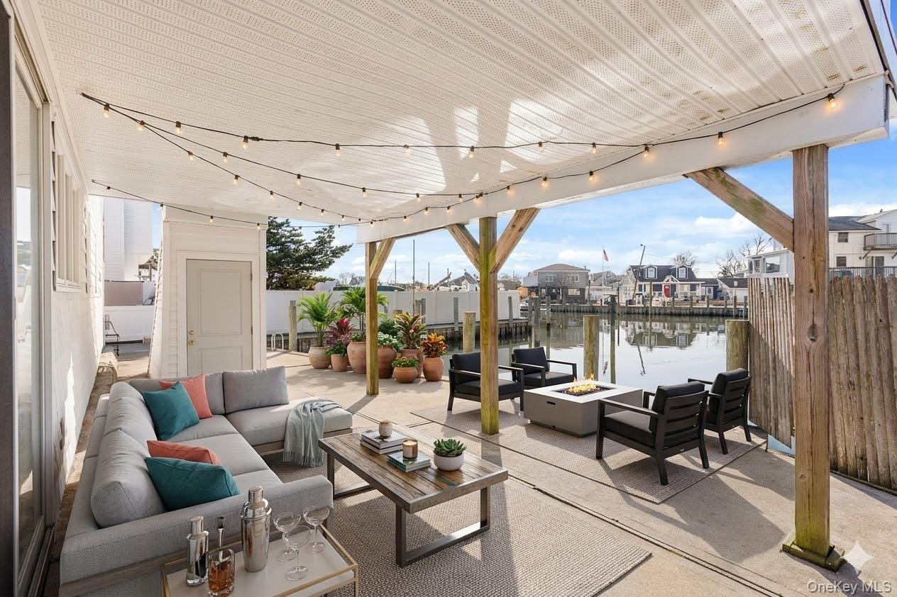 Single Family Canal  Suffolk County, NY 11757, MLS-961845-24