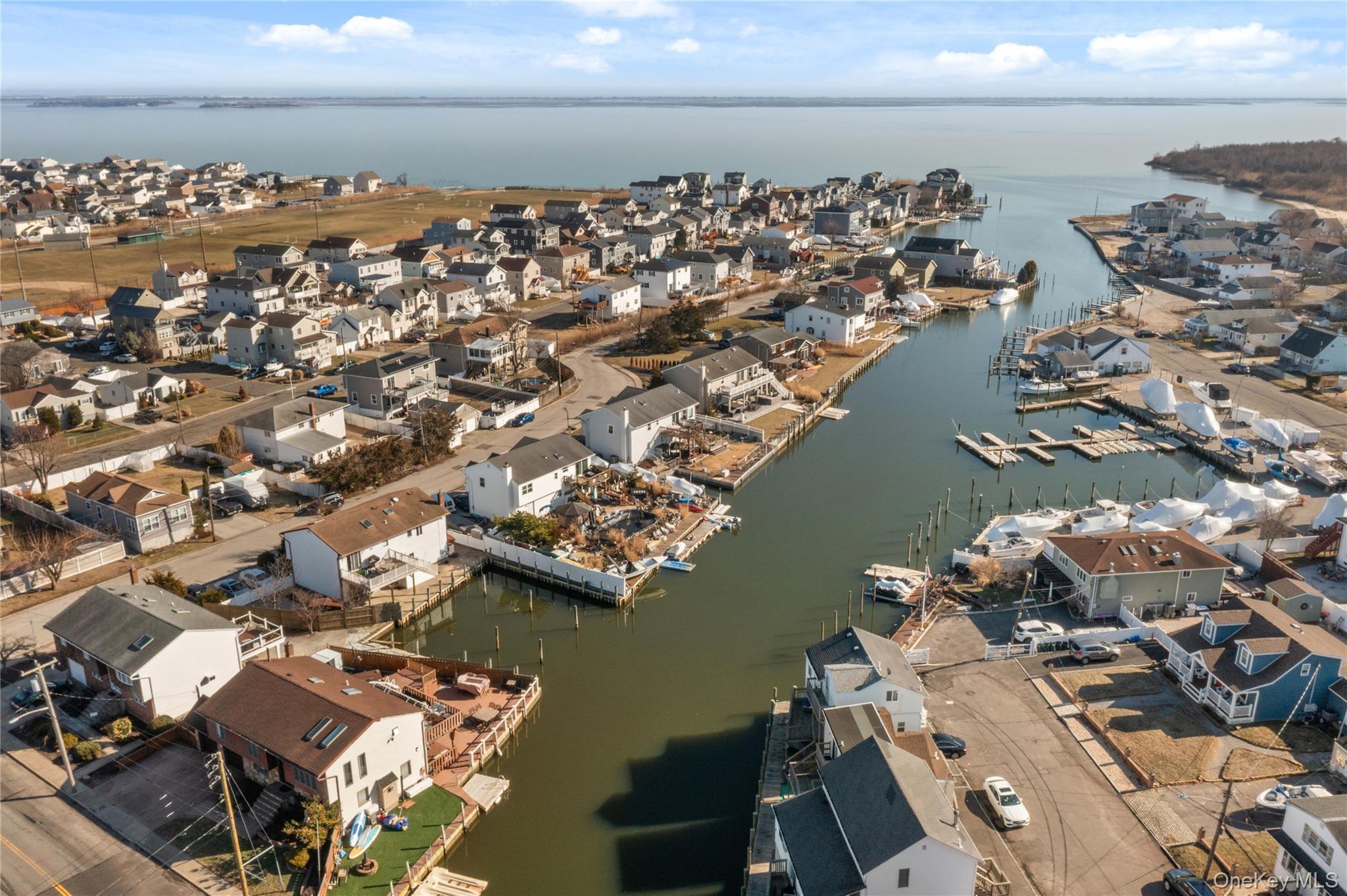 Single Family Canal  Suffolk County, NY 11757, MLS-961845-25