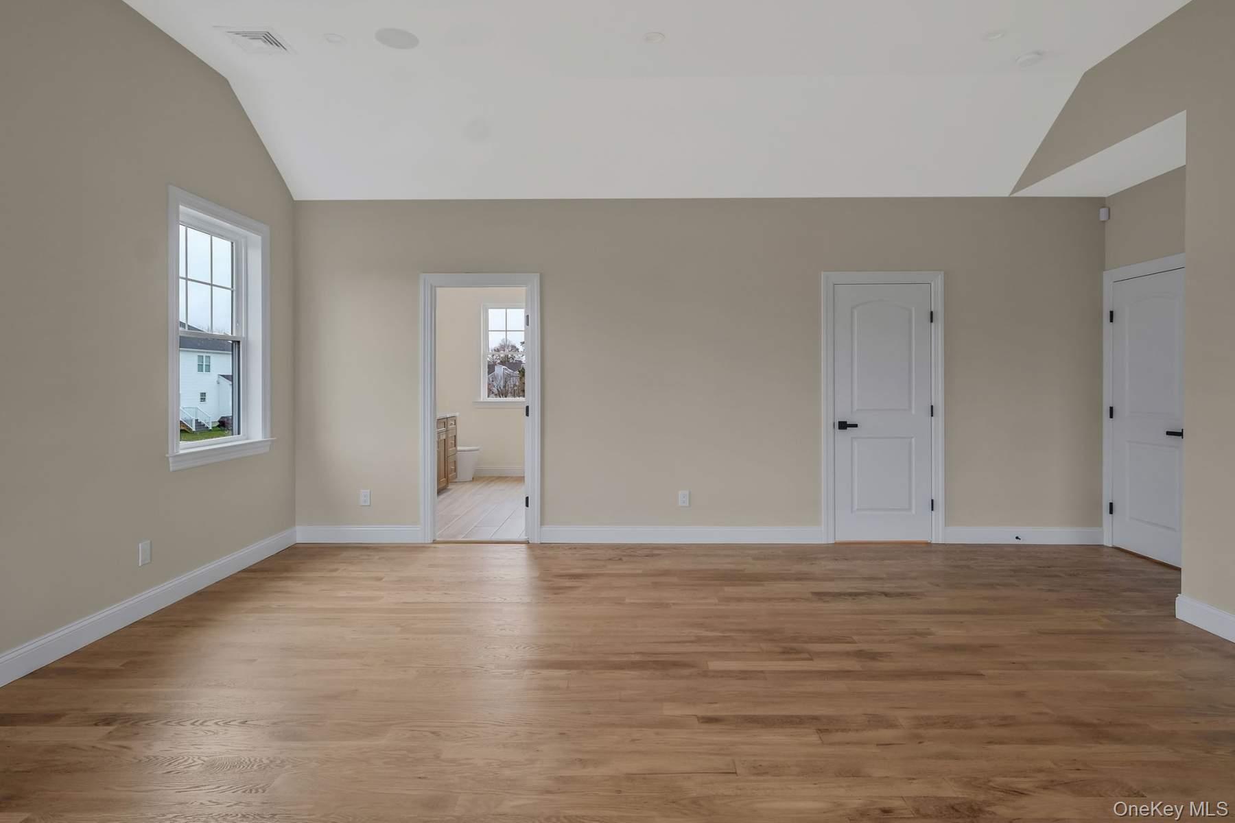 Single Family Pond Path Suffolk County, NY 11733, MLS-961862-18