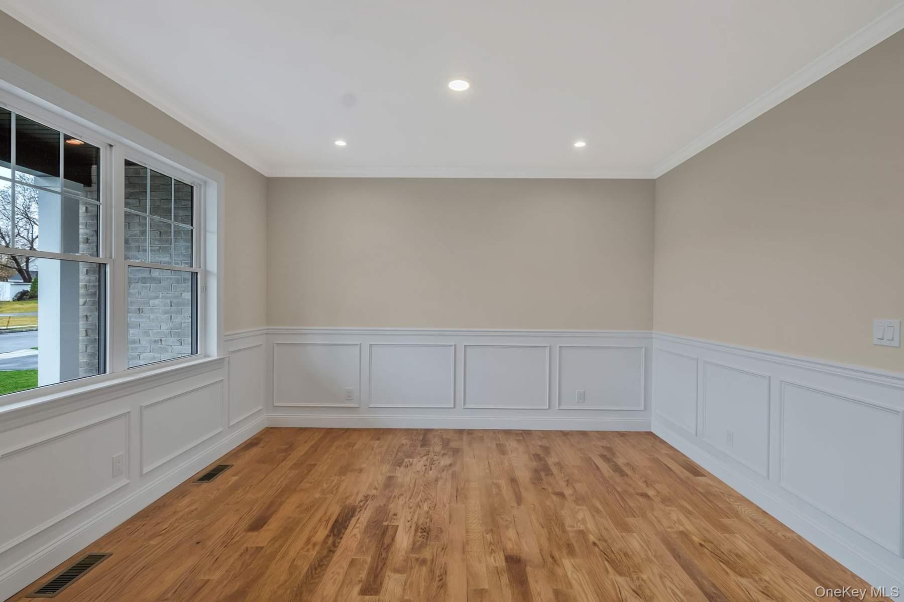 Single Family Pond Path Suffolk County, NY 11733, MLS-961862-5