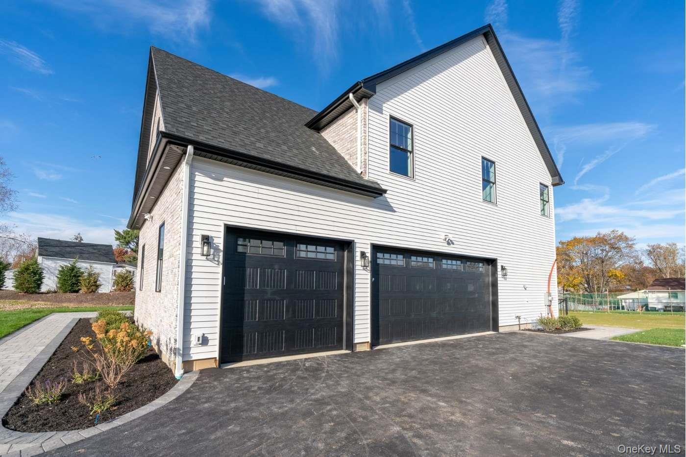 Single Family Pond Path  Suffolk County, NY 11733, MLS-961864-36
