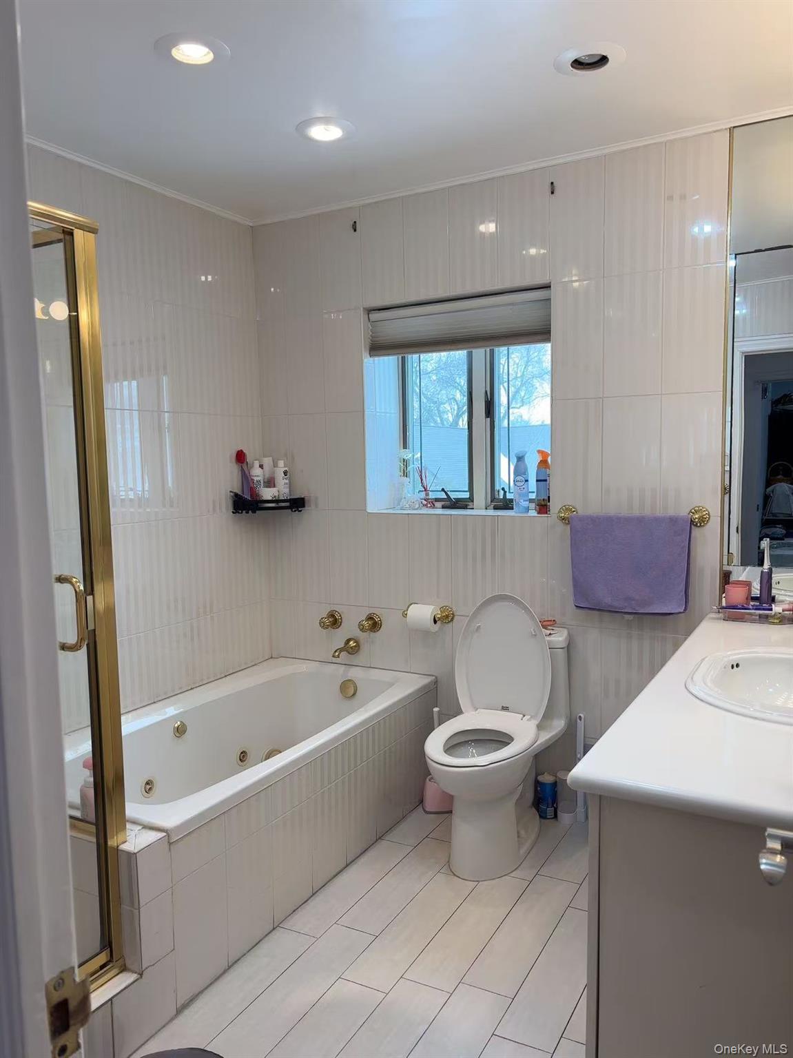 Single Family 193rd  Queens, NY 11366, MLS-961893-11