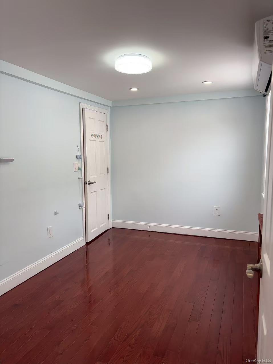 Single Family 193rd  Queens, NY 11366, MLS-961893-13