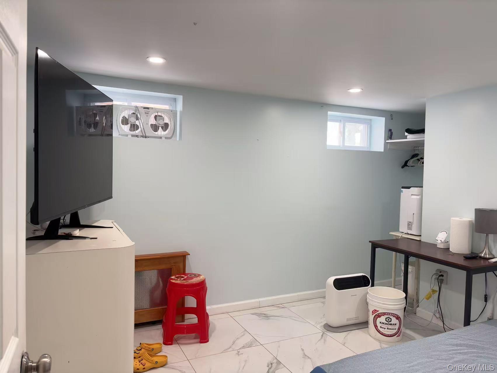 Single Family 193rd  Queens, NY 11366, MLS-961893-21